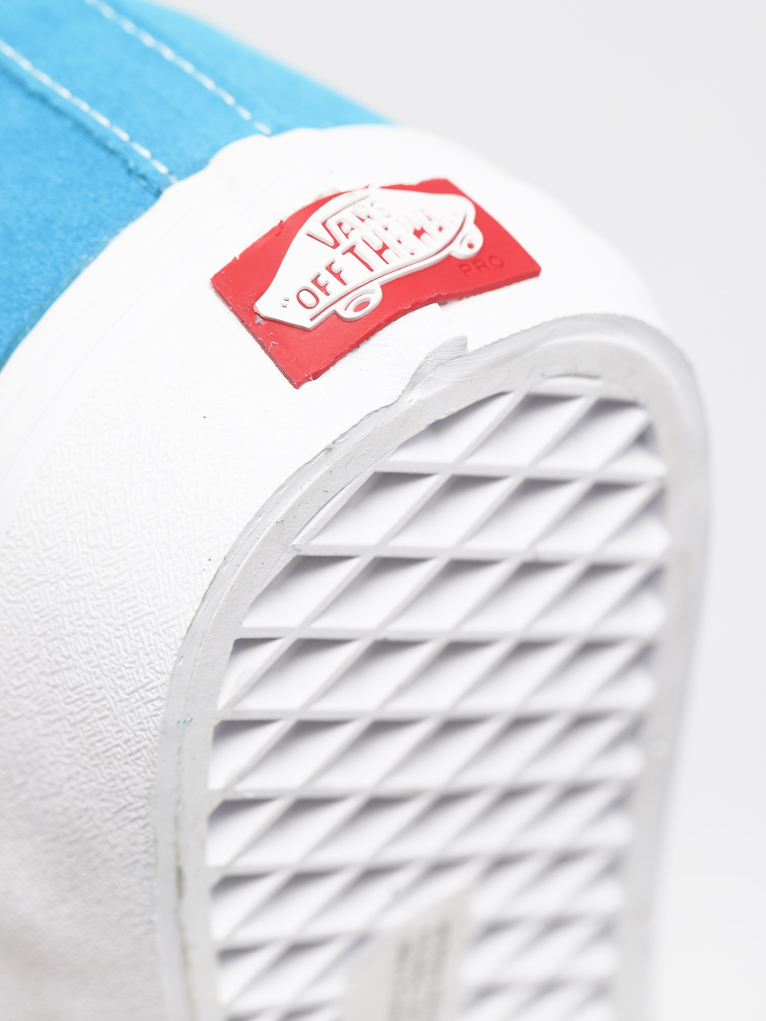 Vans x The Simpsons Chukka Pro Shoes (bart blue/white)