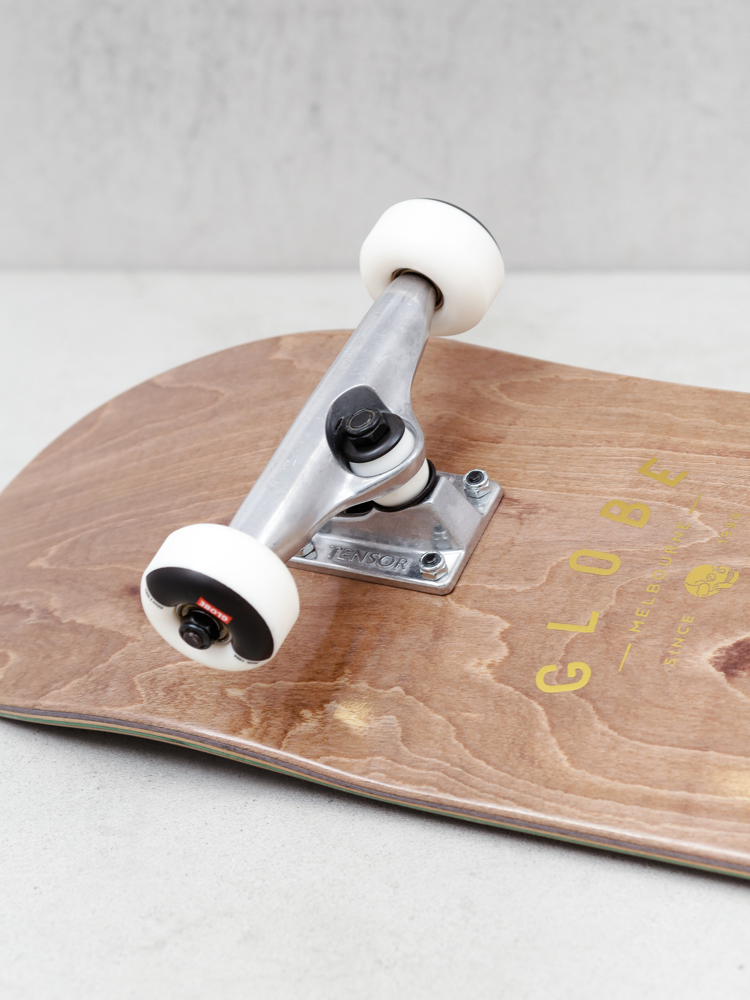 Globe G1 Insignia Skateboard (dark maple/green)