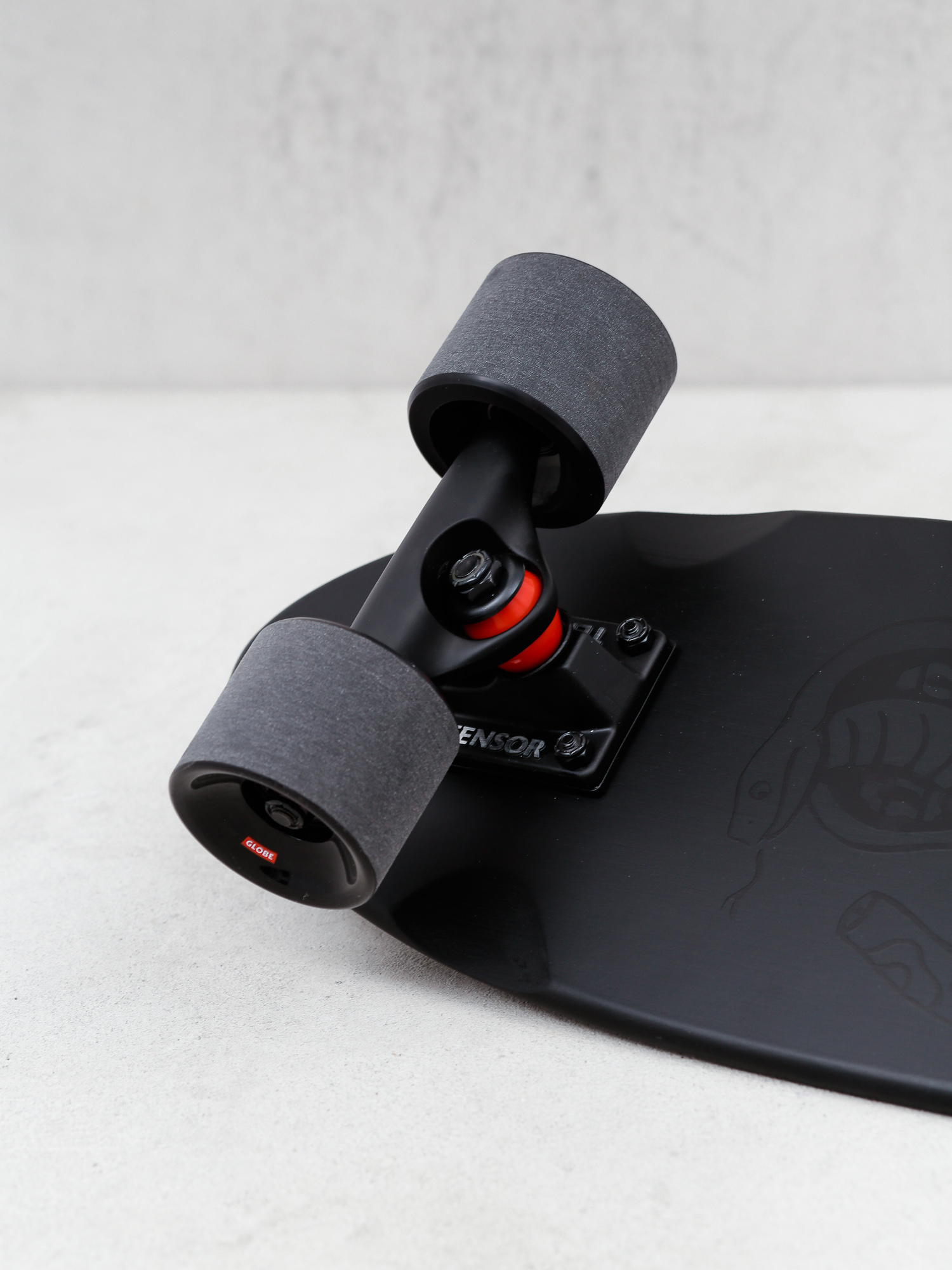 Globe Blazer Cruiser (black the f out)