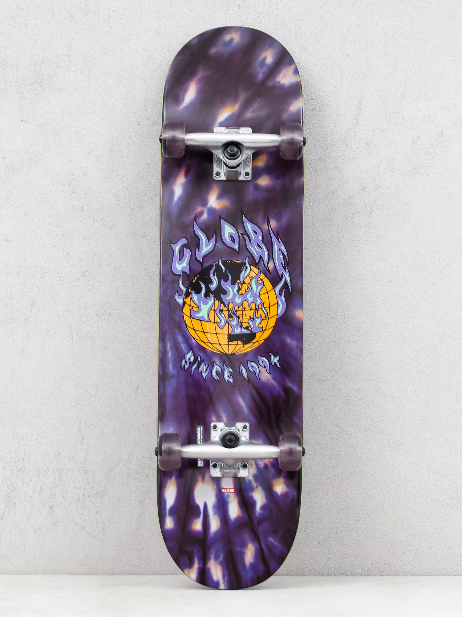 Globe G1 Ablaze Skateboard (black dye)