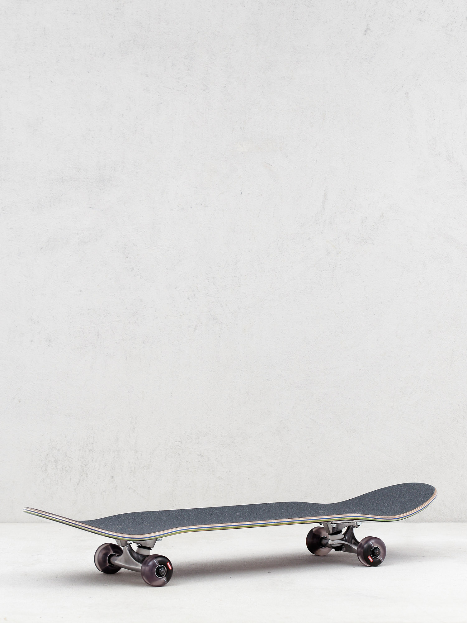 Globe G1 Ablaze Skateboard (black dye)