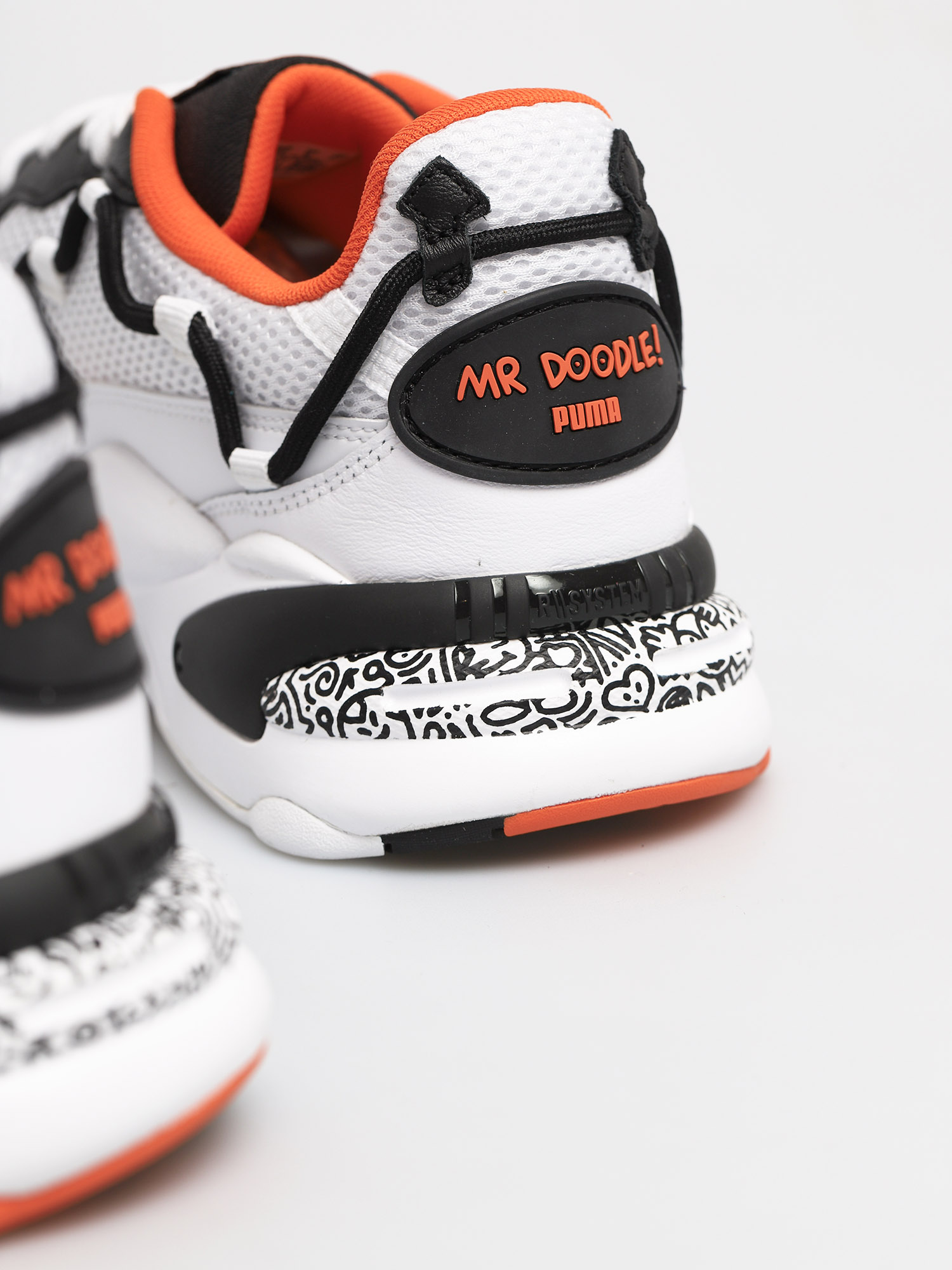 Puma Rs 2K Mr Doodle Shoes (white/black)