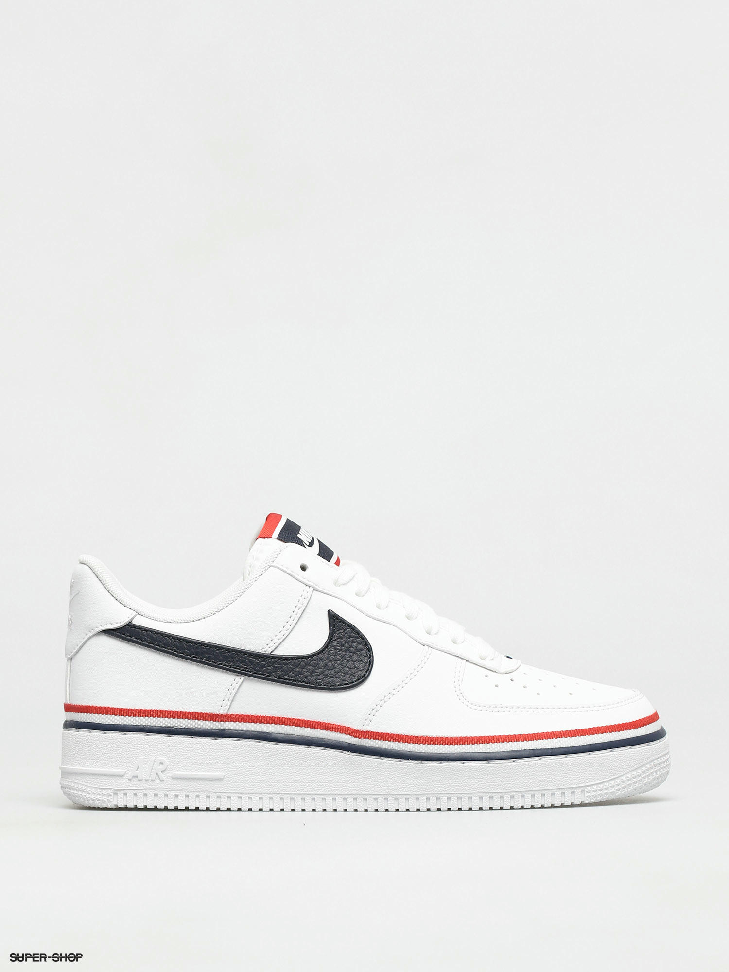 Nike Air Force 1 '07 LV8 White/ Red/Obsidian, Drops