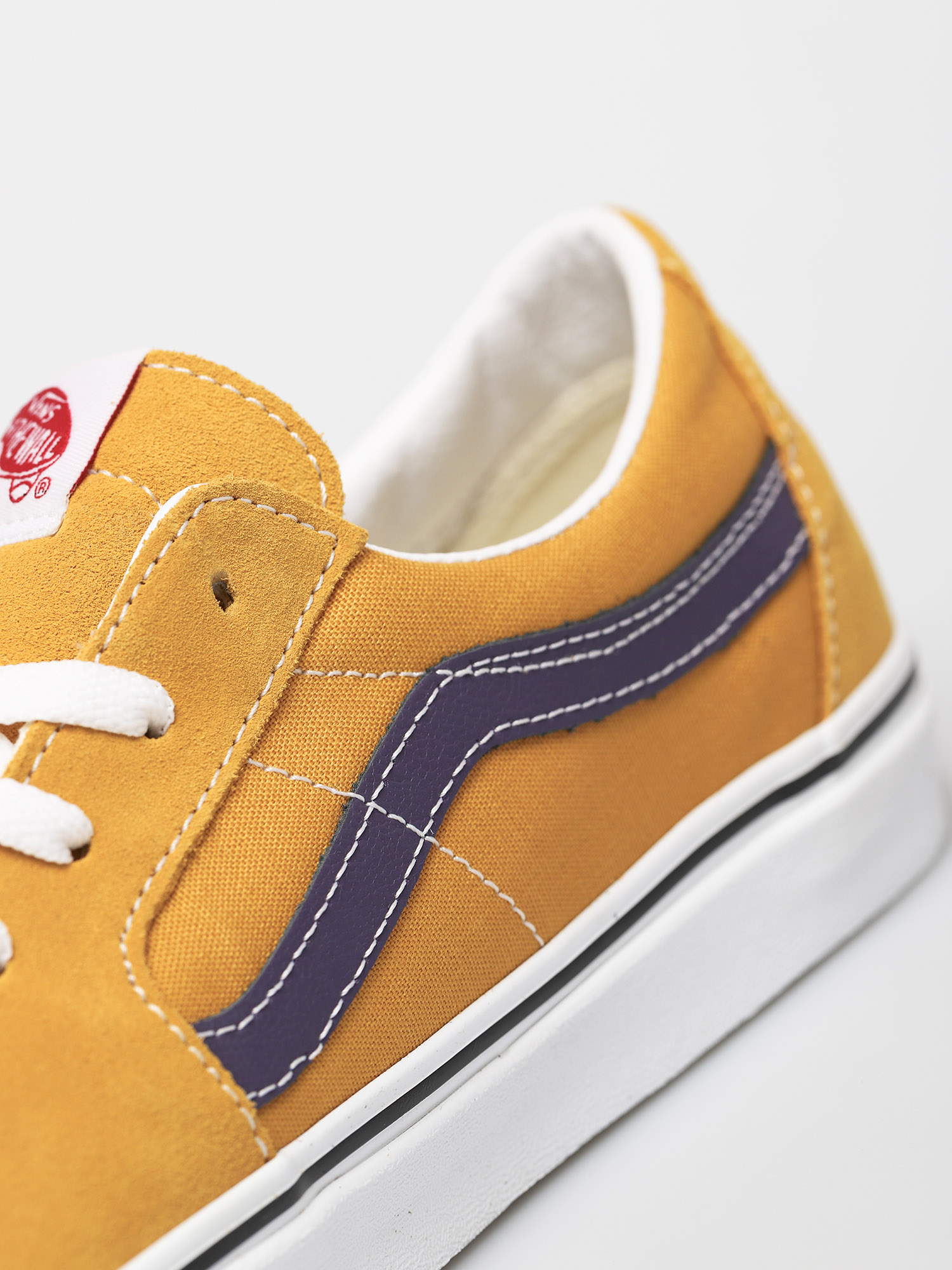 Vans Sk8 Low Shoes (honey gold/purple velvet)