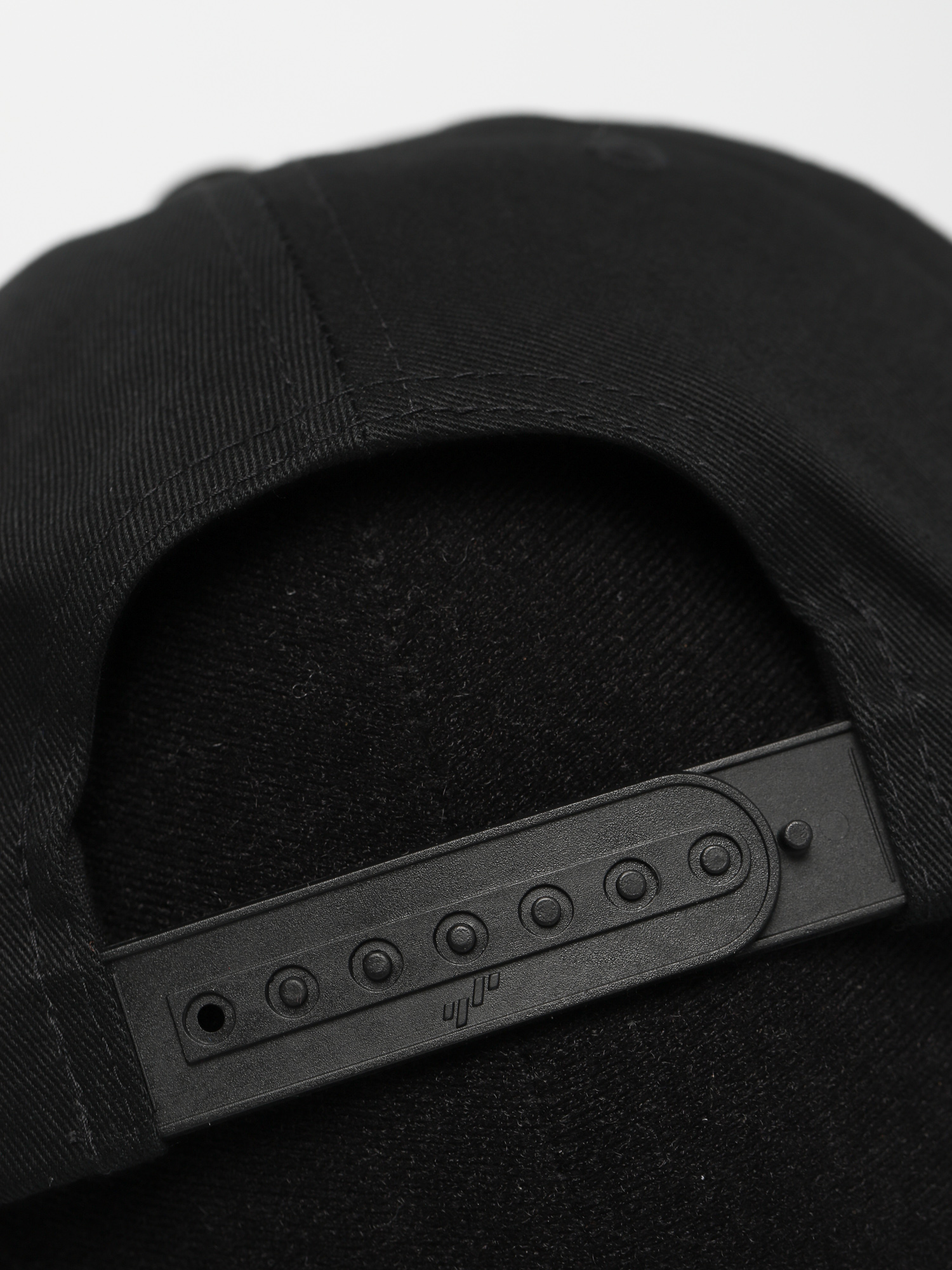 eS Script Snapback ZD Cap (black)