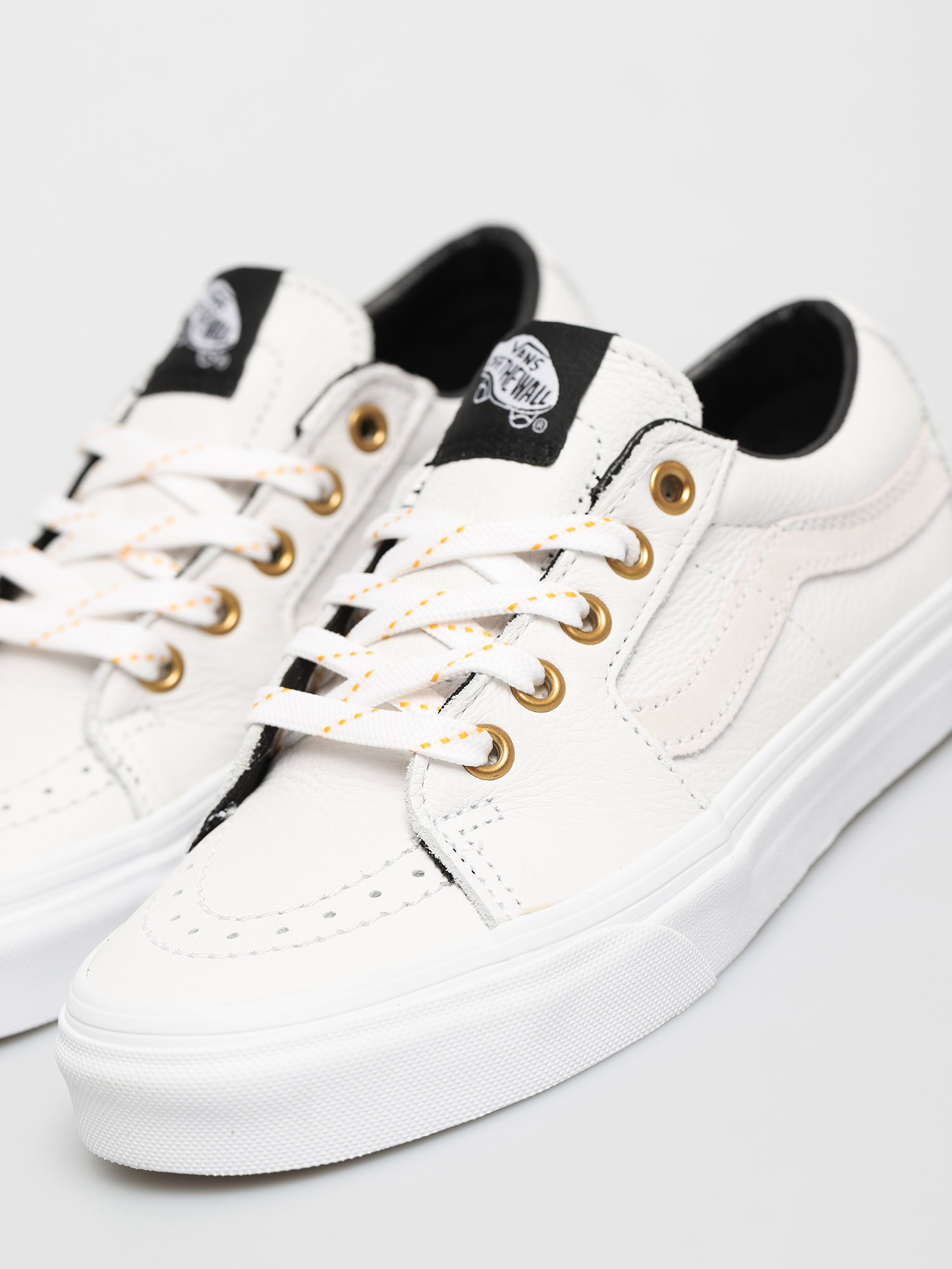 Vans Sk8 Low Shoes (leather/true white)