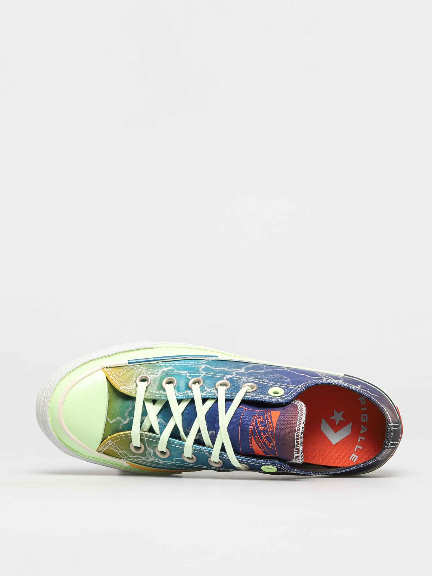 converse pigalle