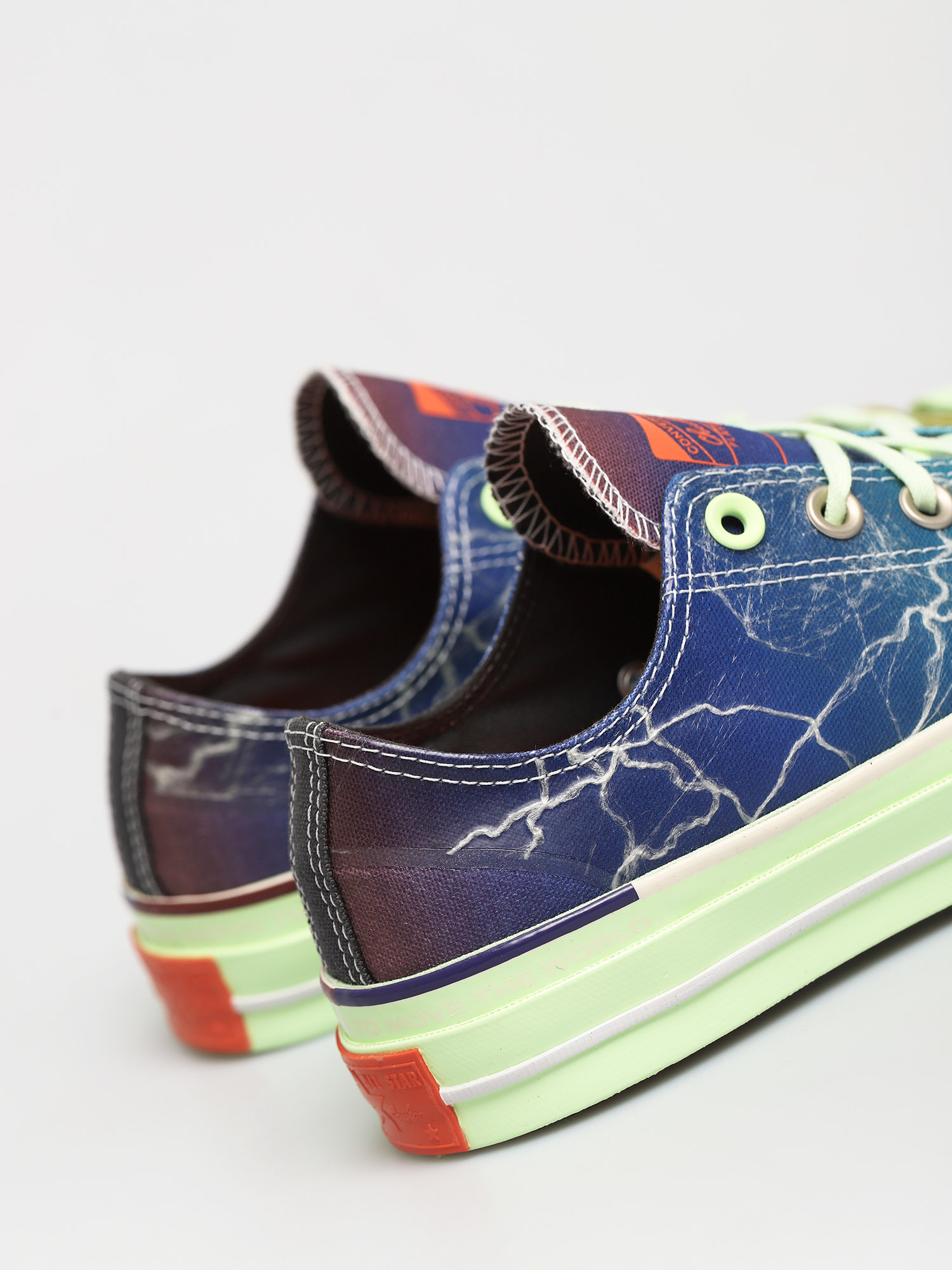Converse X PIGALLE  Chuck 70 Ox Chucks (lightning storm)
