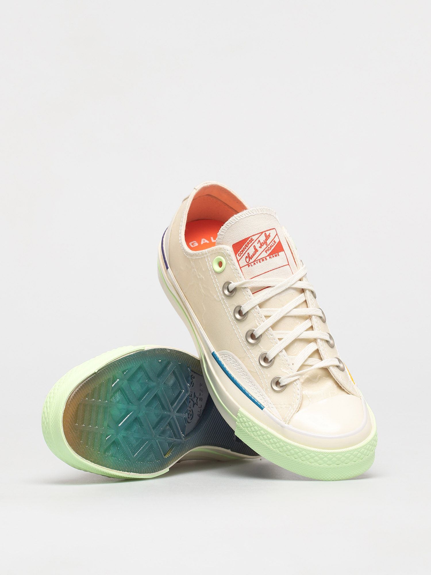 Converse X PIGALLE  Chuck 70 Ox Chucks (white/barely volt)