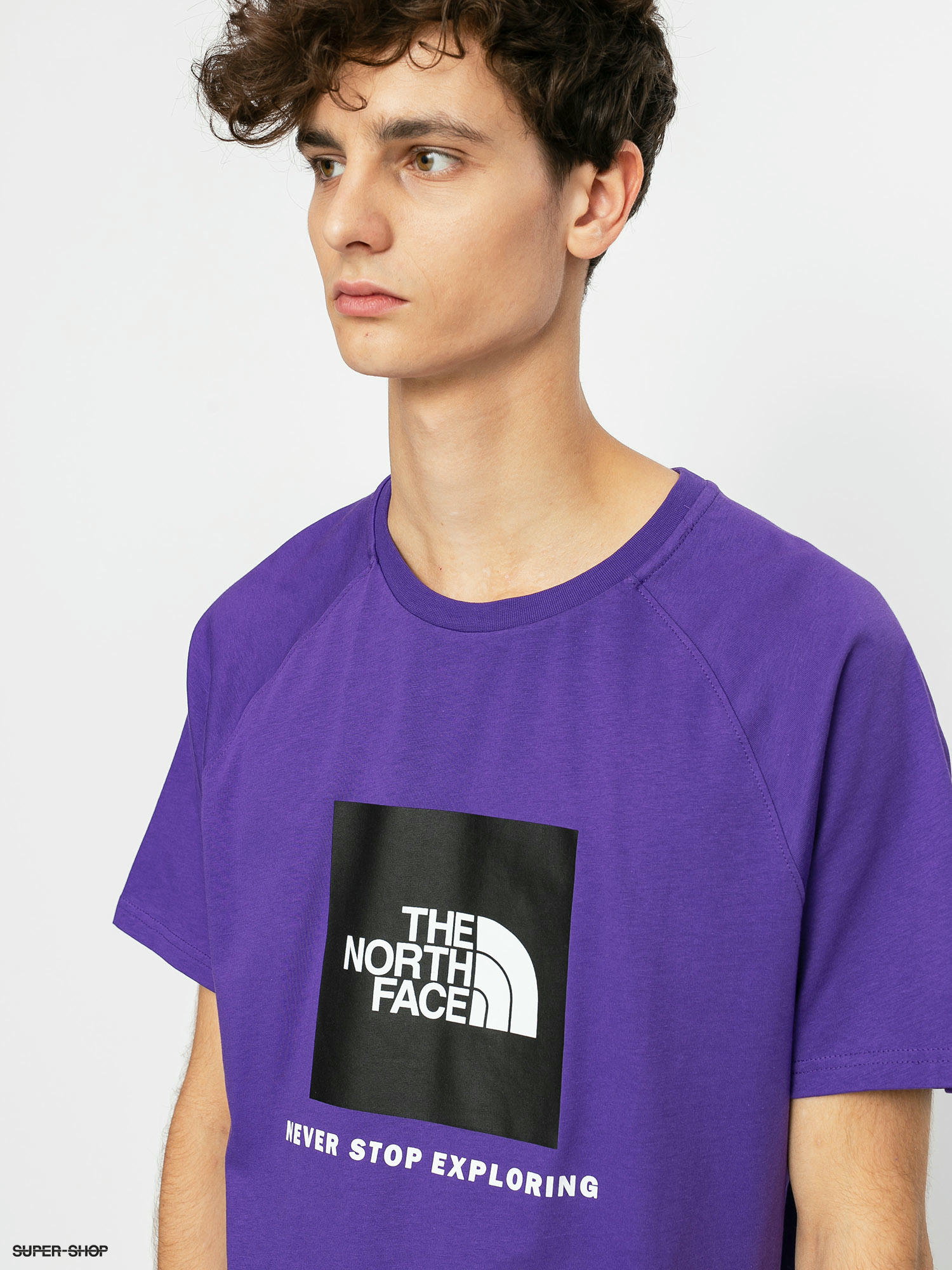 The North Face Raglan Redbox T Shirt Peak Purple