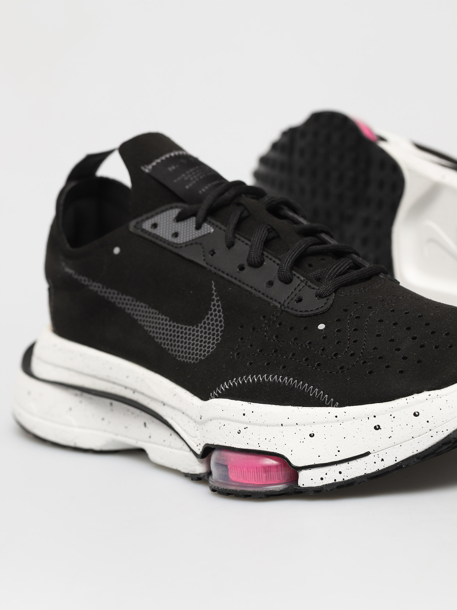 Nike Air Zoom Type Shoes (black/dark grey canvas hyper pink)