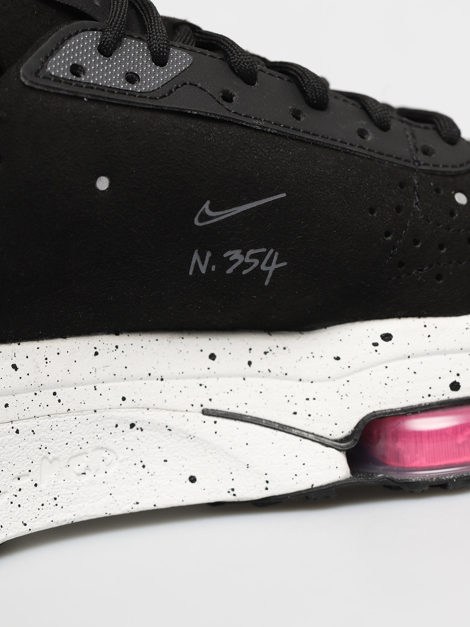 Nike Air Zoom Type Shoes (black/dark grey canvas hyper pink)
