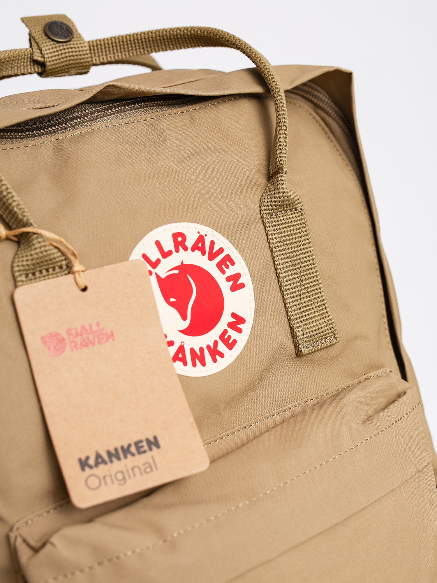 khaki fjallraven kanken