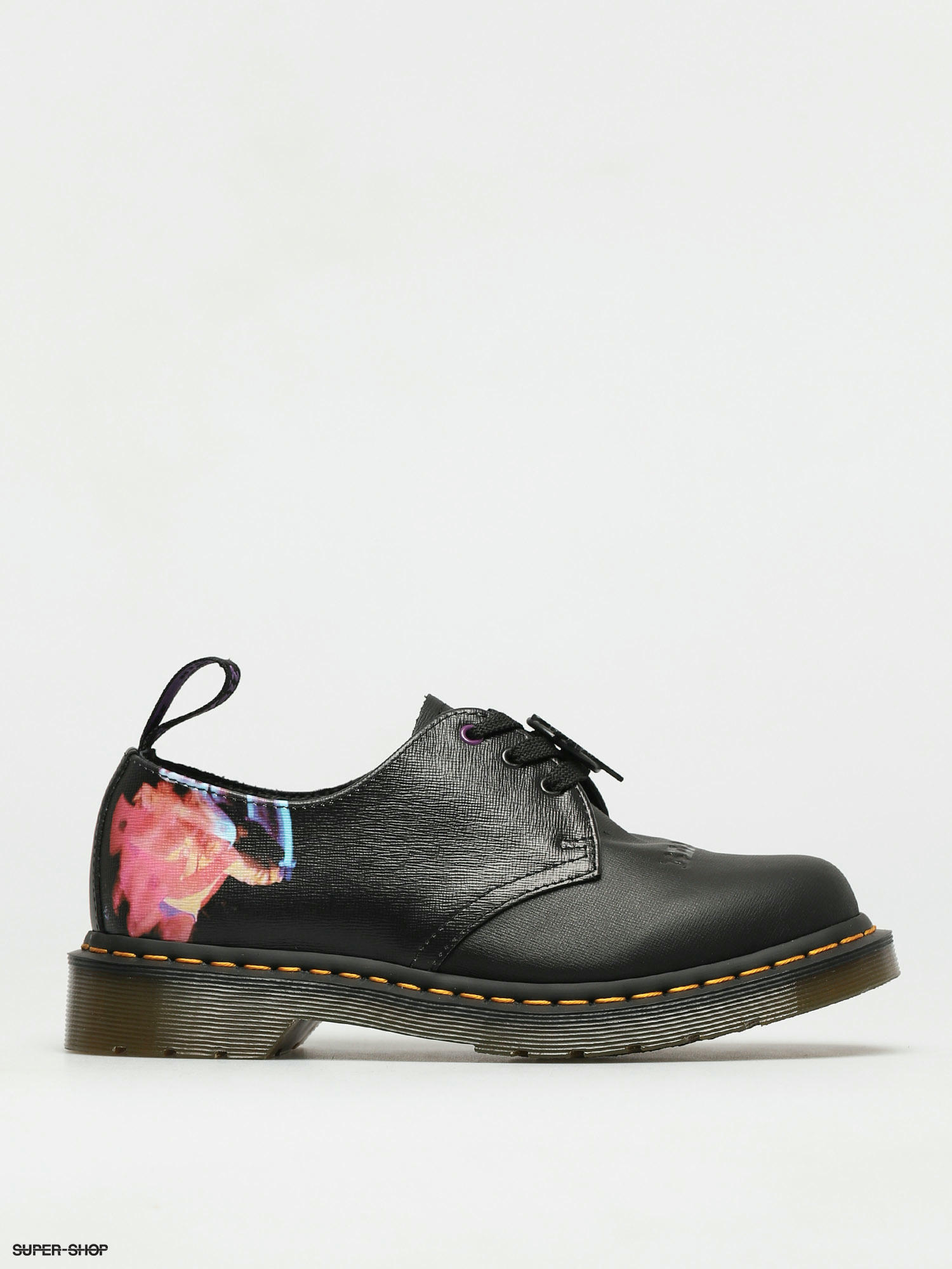 dr martens 146 best price