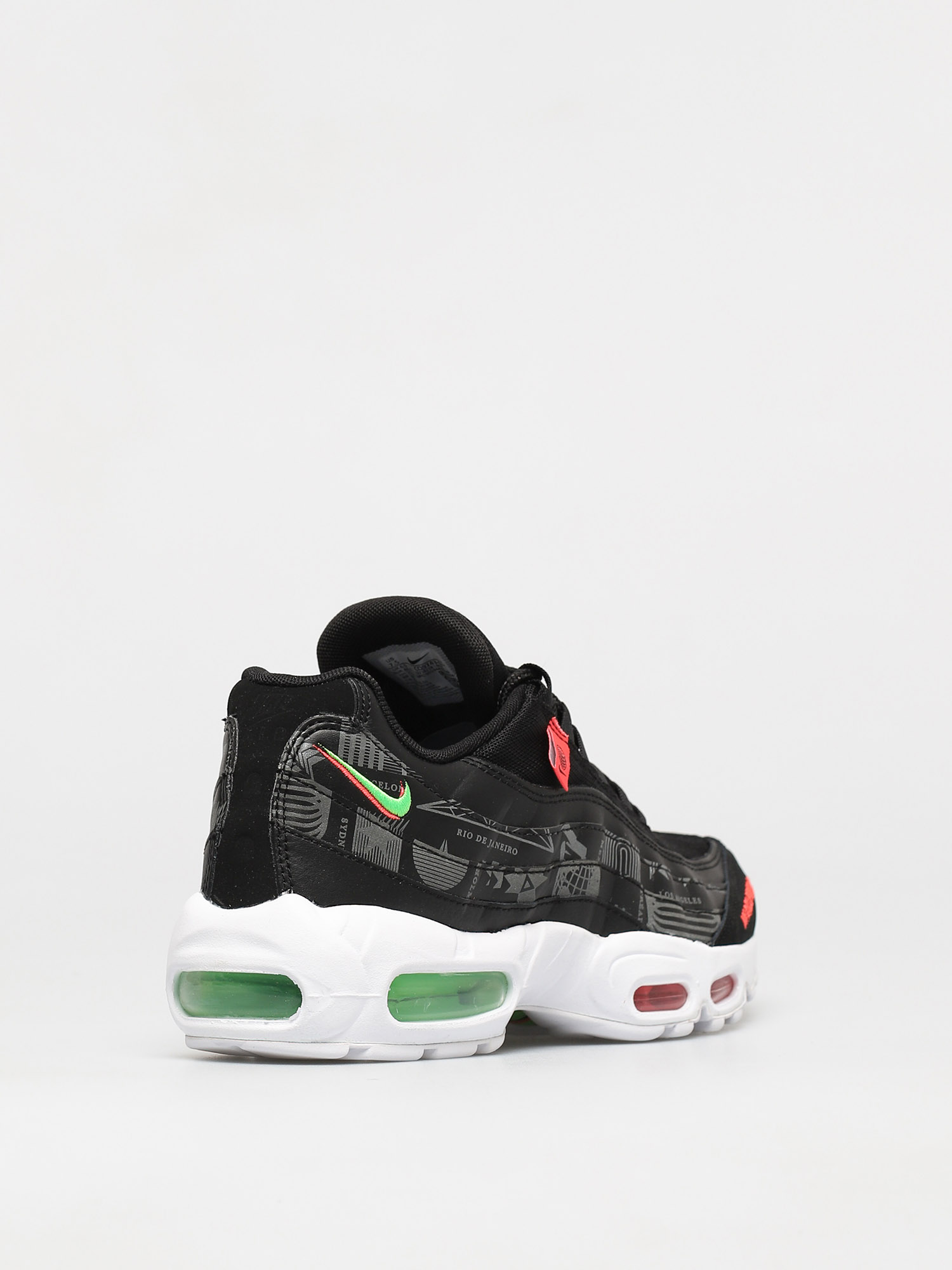 Nike Air Max 95 SE Shoes (black/white green strike flash crimson)