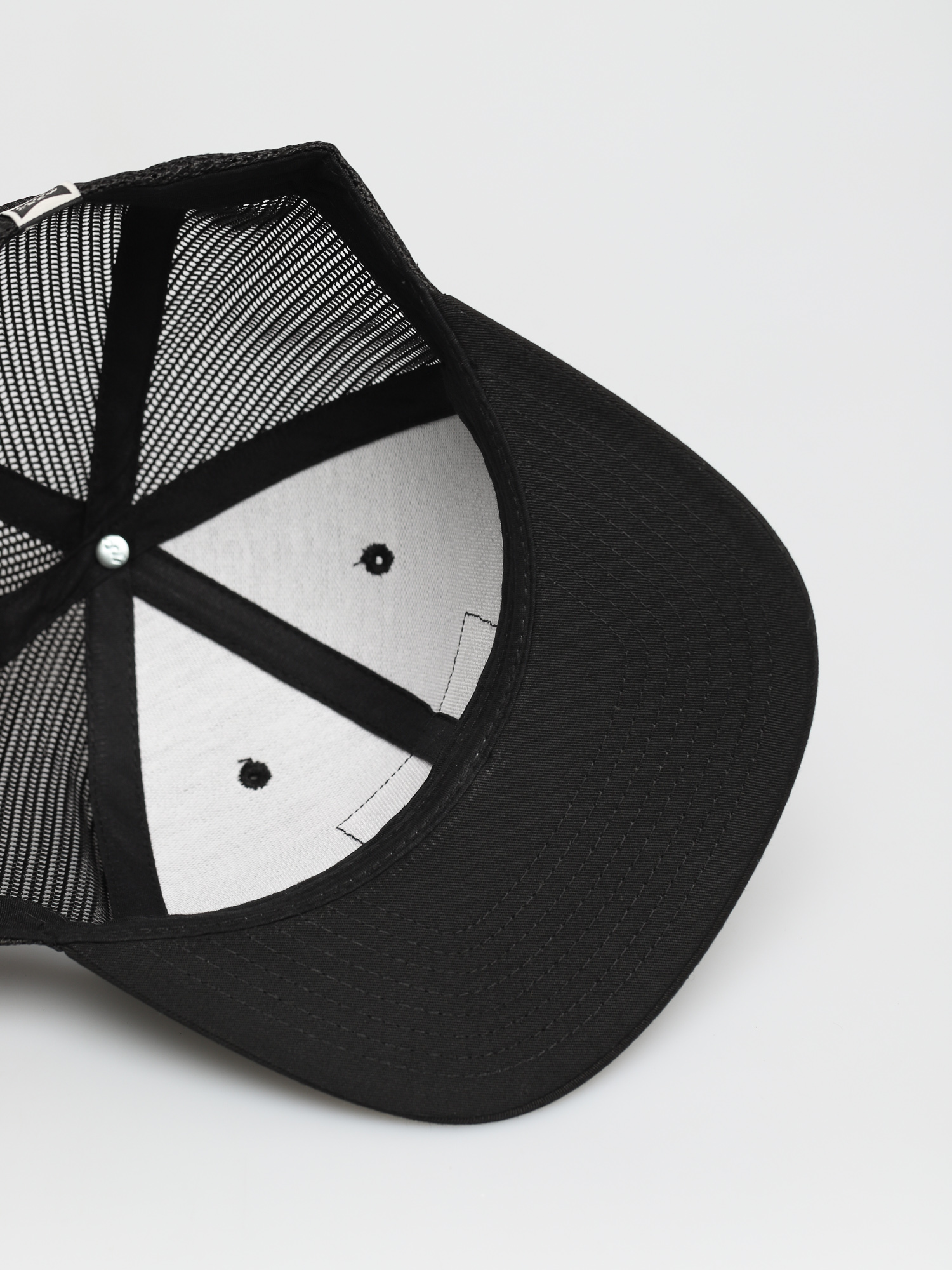 Salty Crew Topstitch Retro Trucker ZD Cap (black)