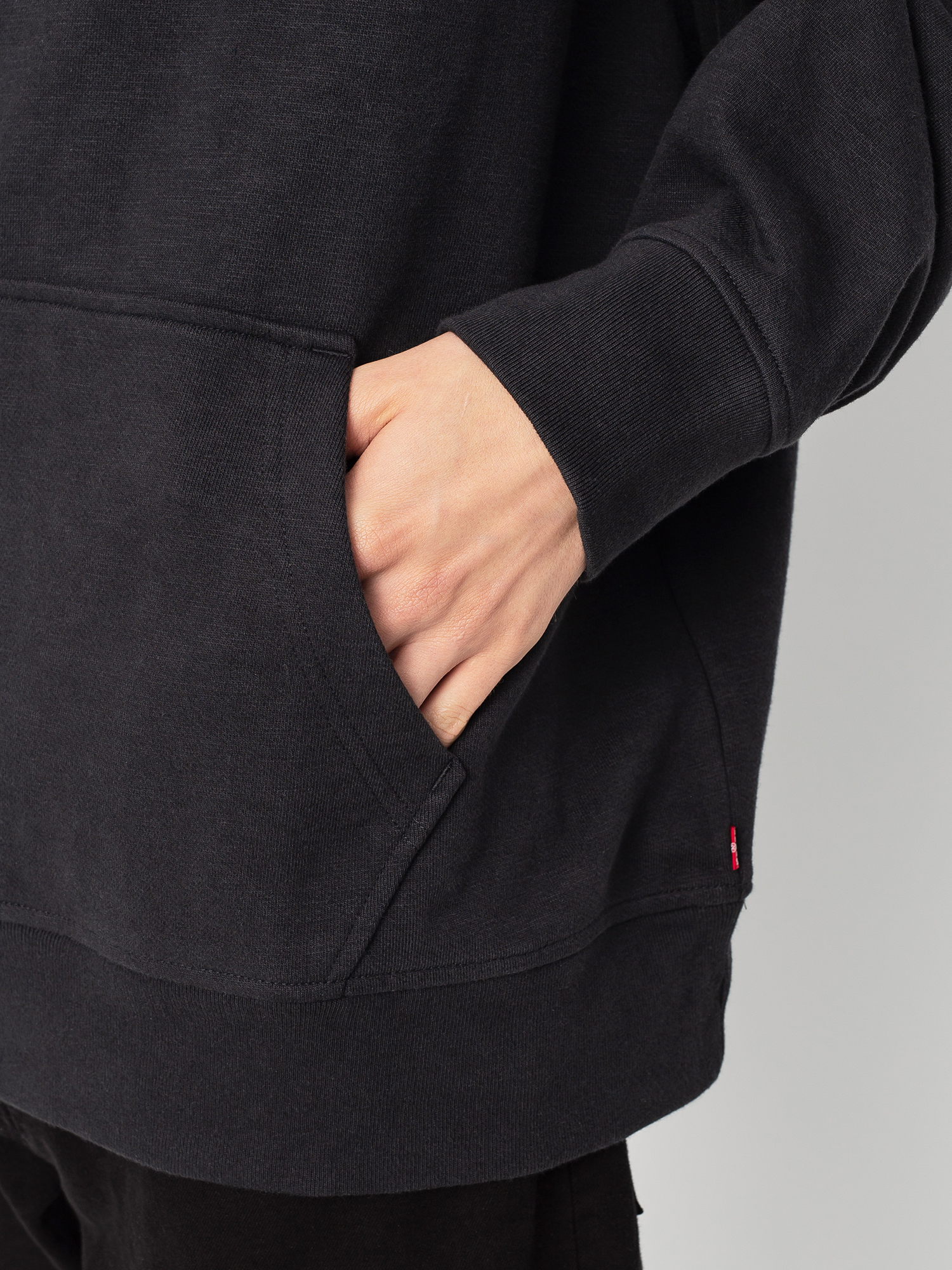 Levi's® T2 Relaxed Graphic HD Hoodie (ssnl serif po jet black)