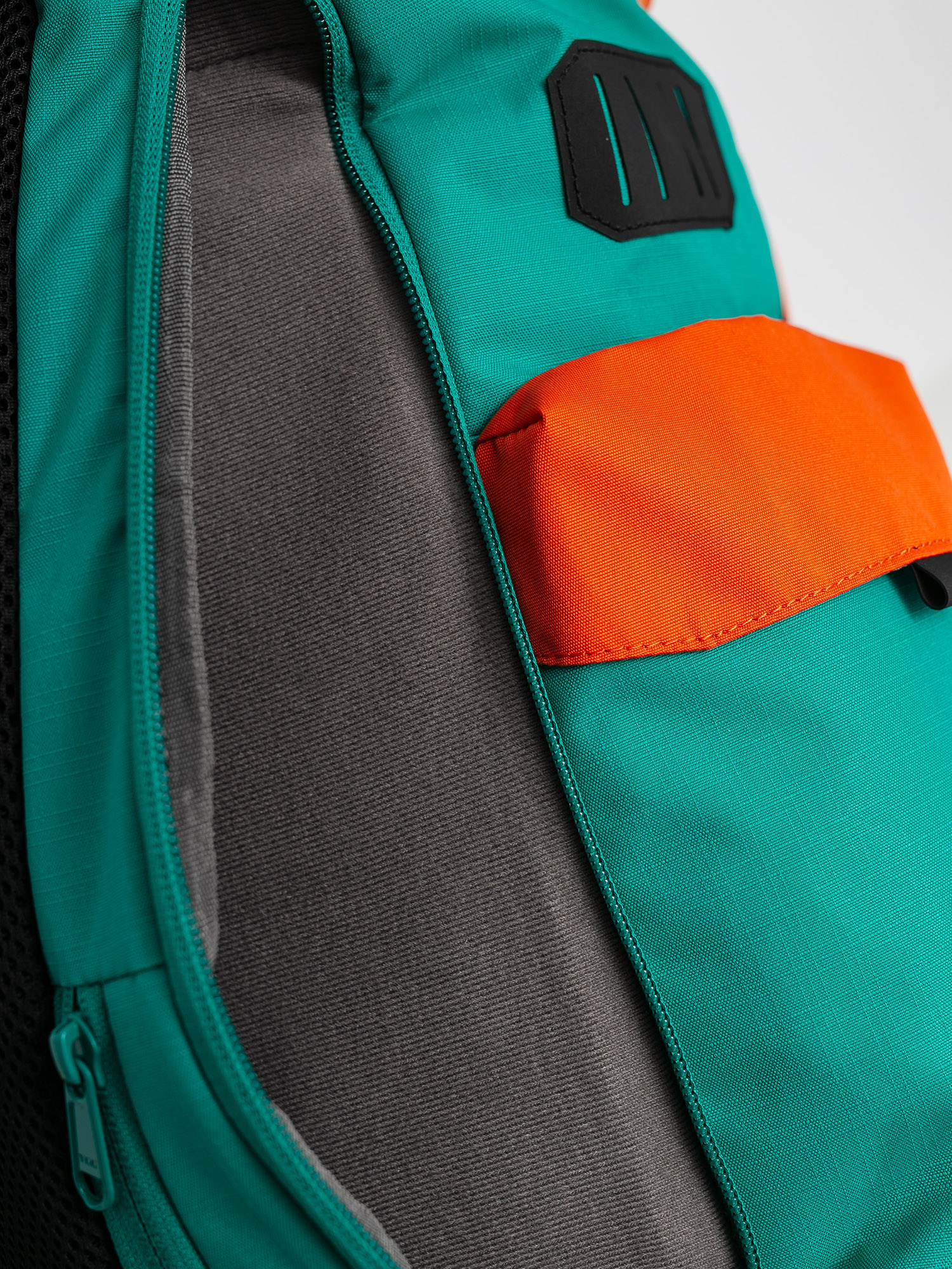 Burton Annex 2.0 28L Rucksack (dynasty green cordura)