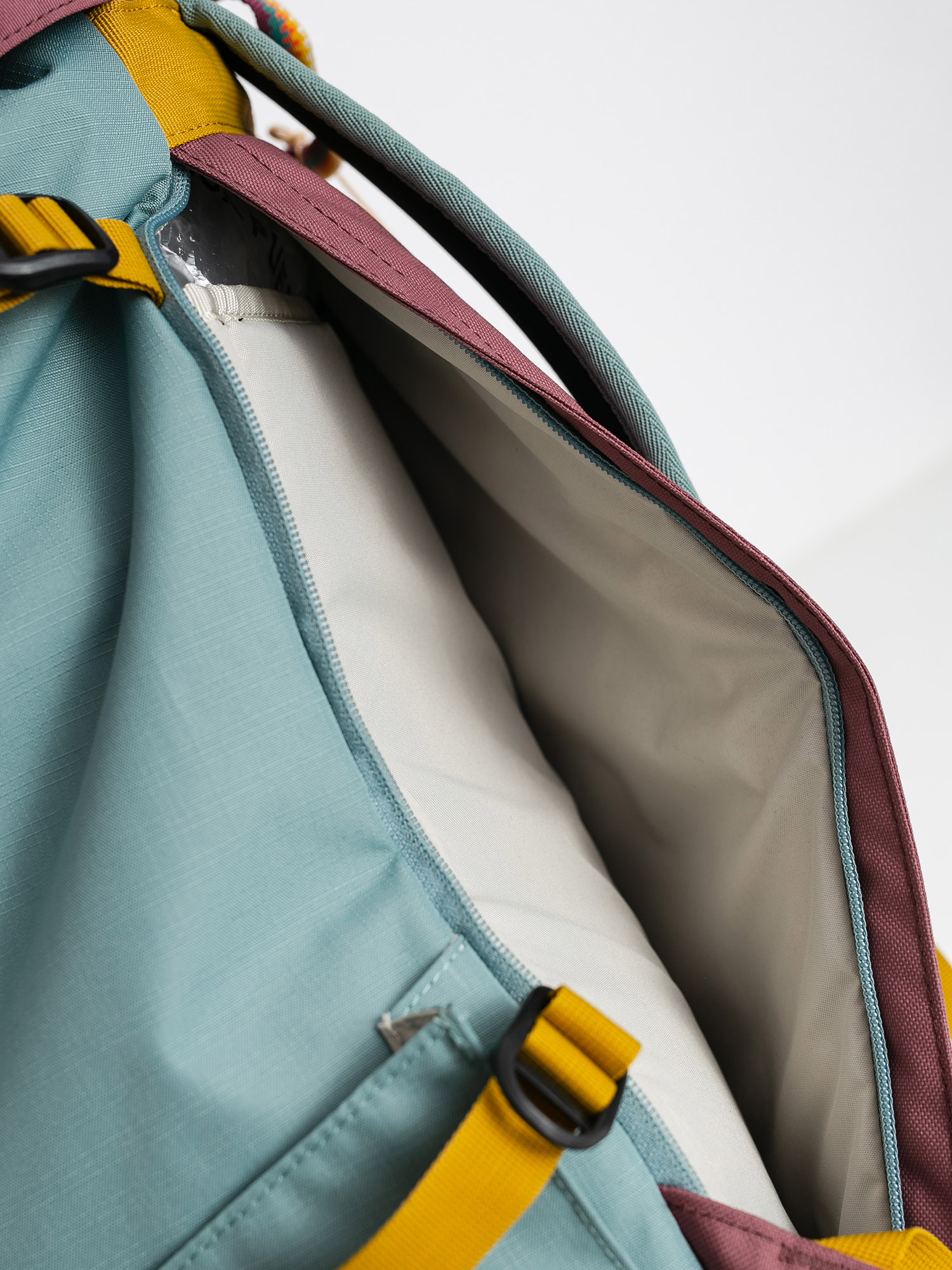 Burton Tinder 2.0 30L Backpack (trellis triple ripstop cordura)