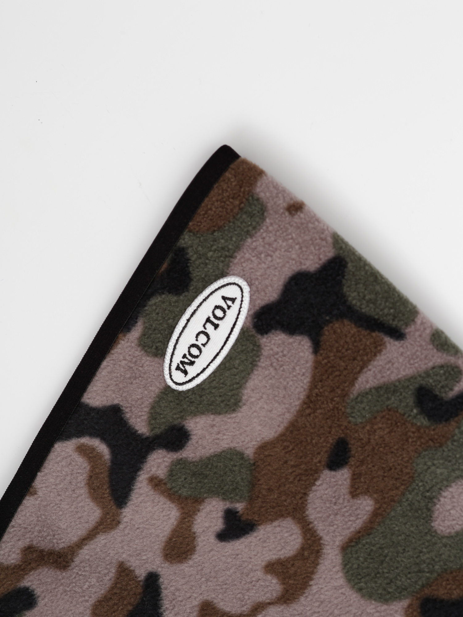 Volcom Powclava Neckwarmer (army)