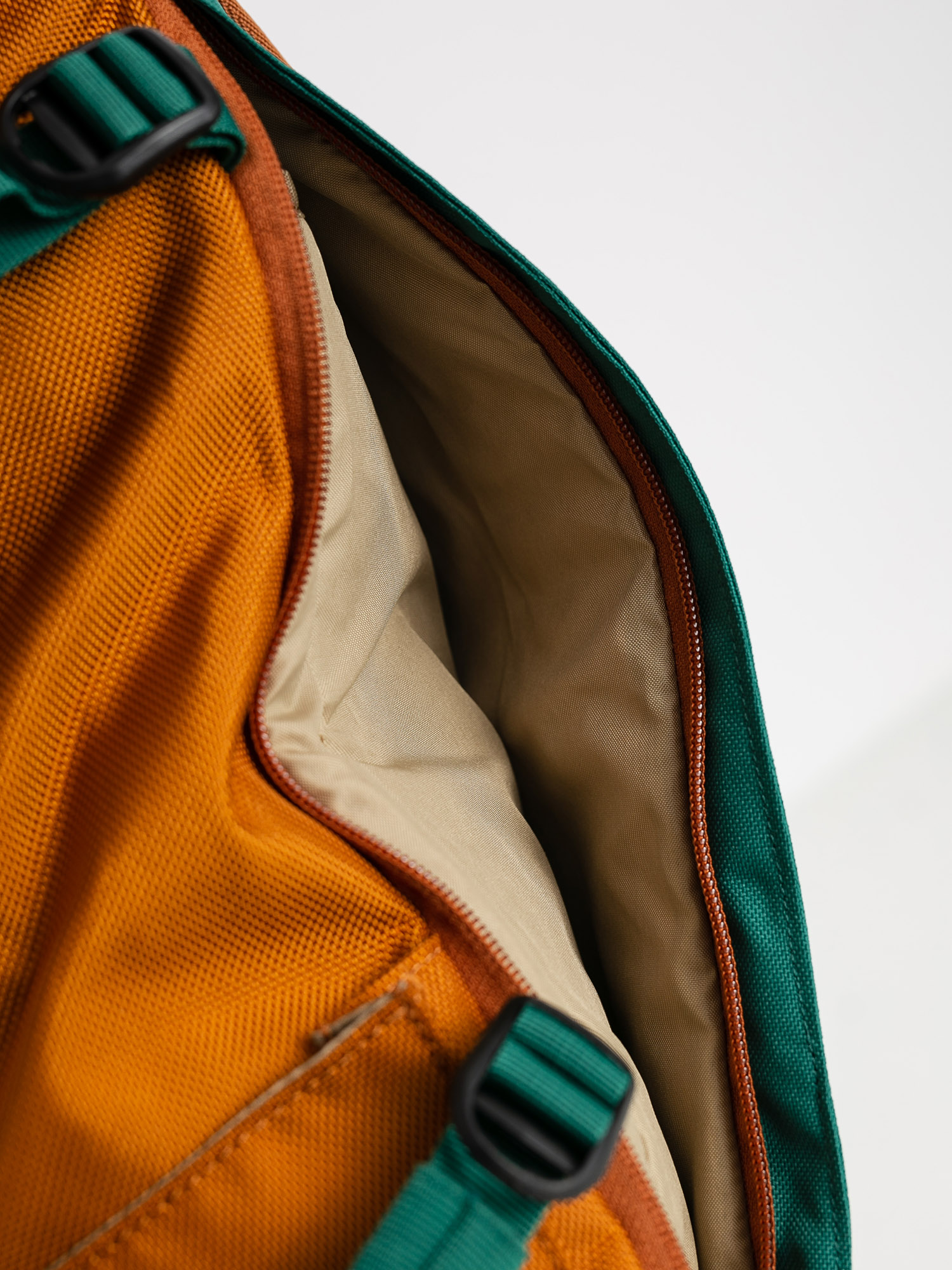 Burton Tinder 2.0 30L Rucksack (true penny ballistic)