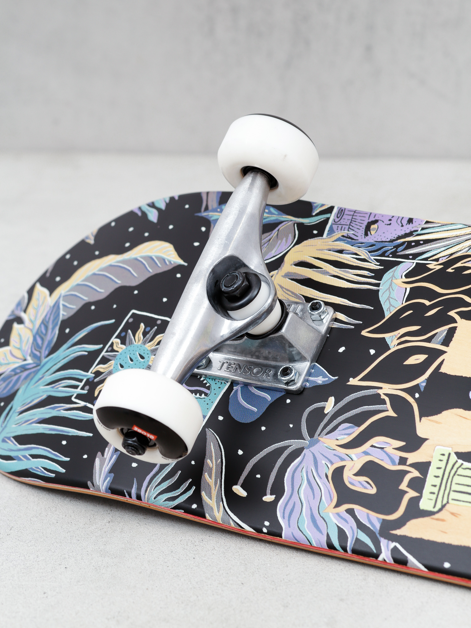 Globe G1 Stay Tuned Skateboard (black)