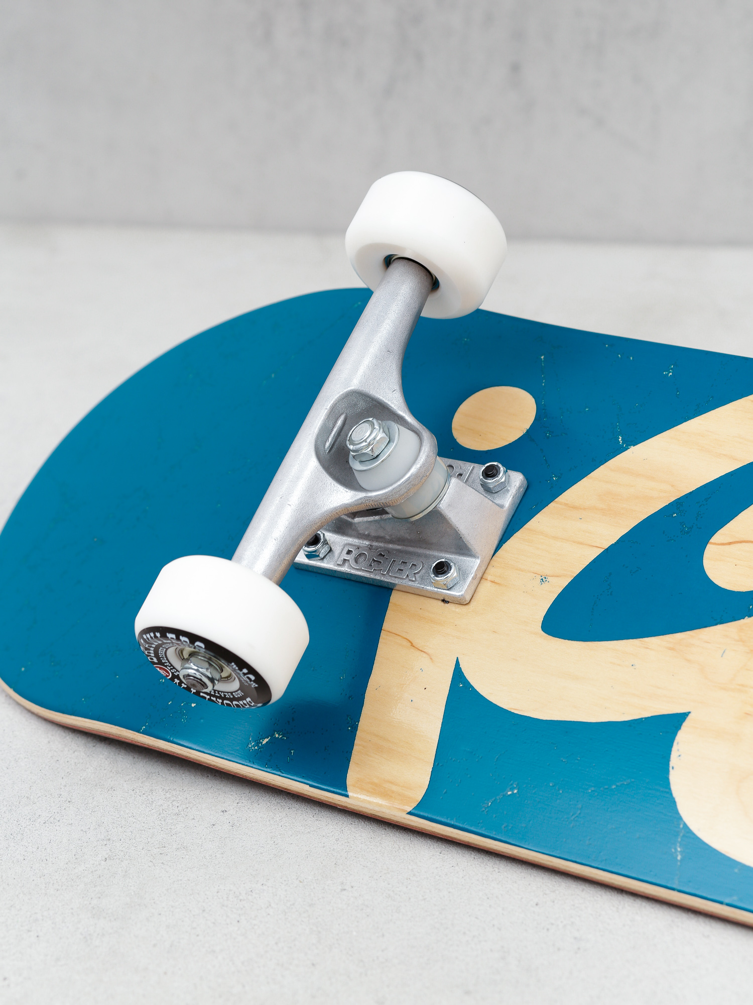 Mob Skateboards Tag Logo Skateboard (ocean)