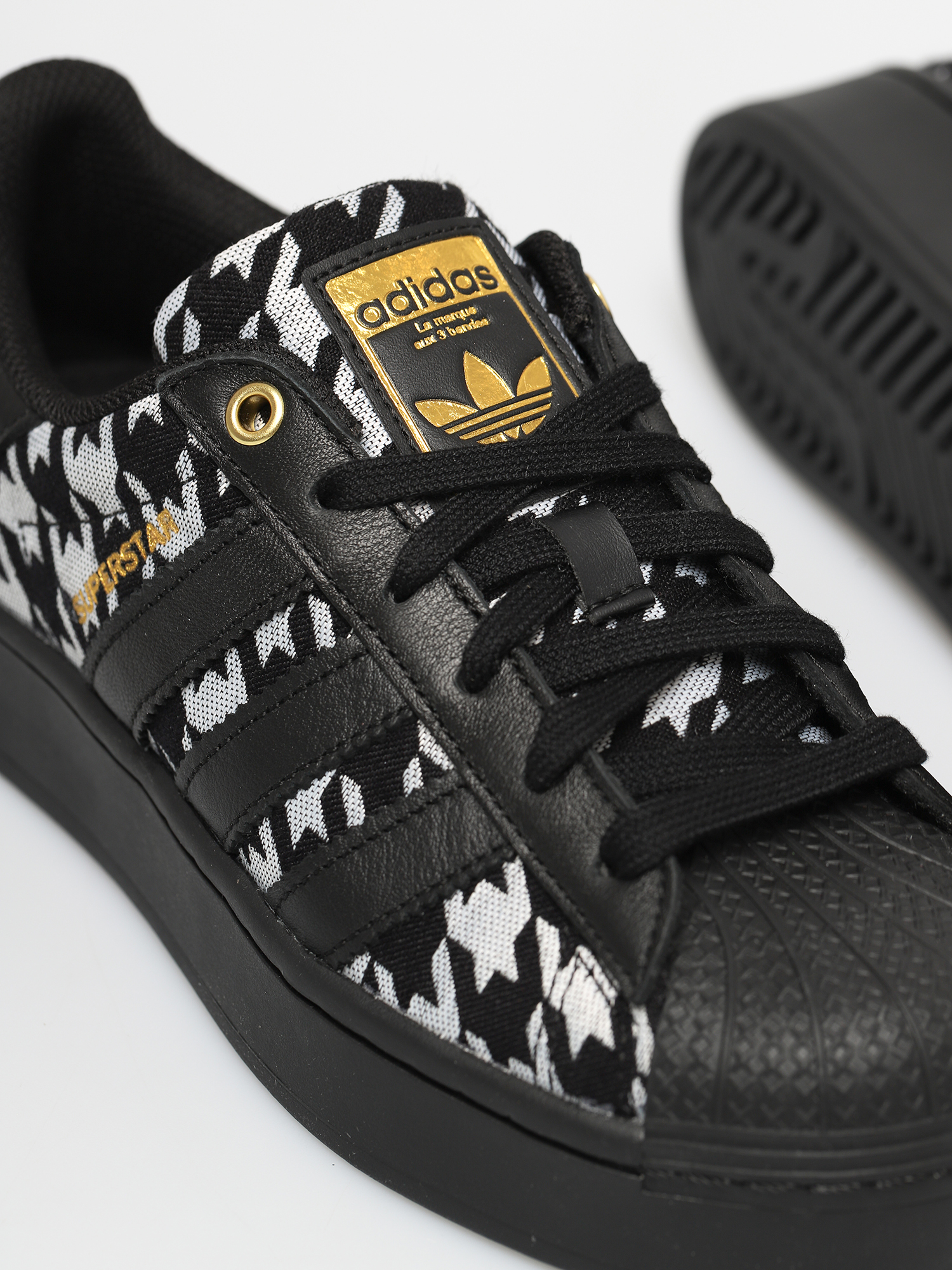 adidas Originals Superstar Bold Shoes Wmn (cblack/cblack/ftwwht)