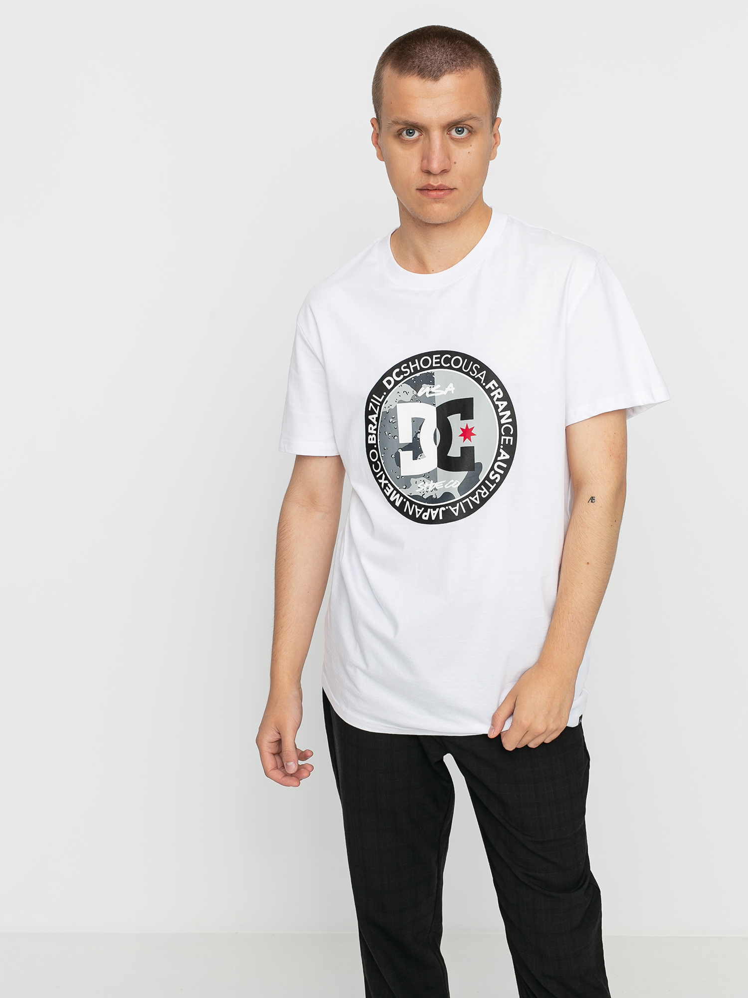 DC Divide And Conquer T-shirt - white (white)