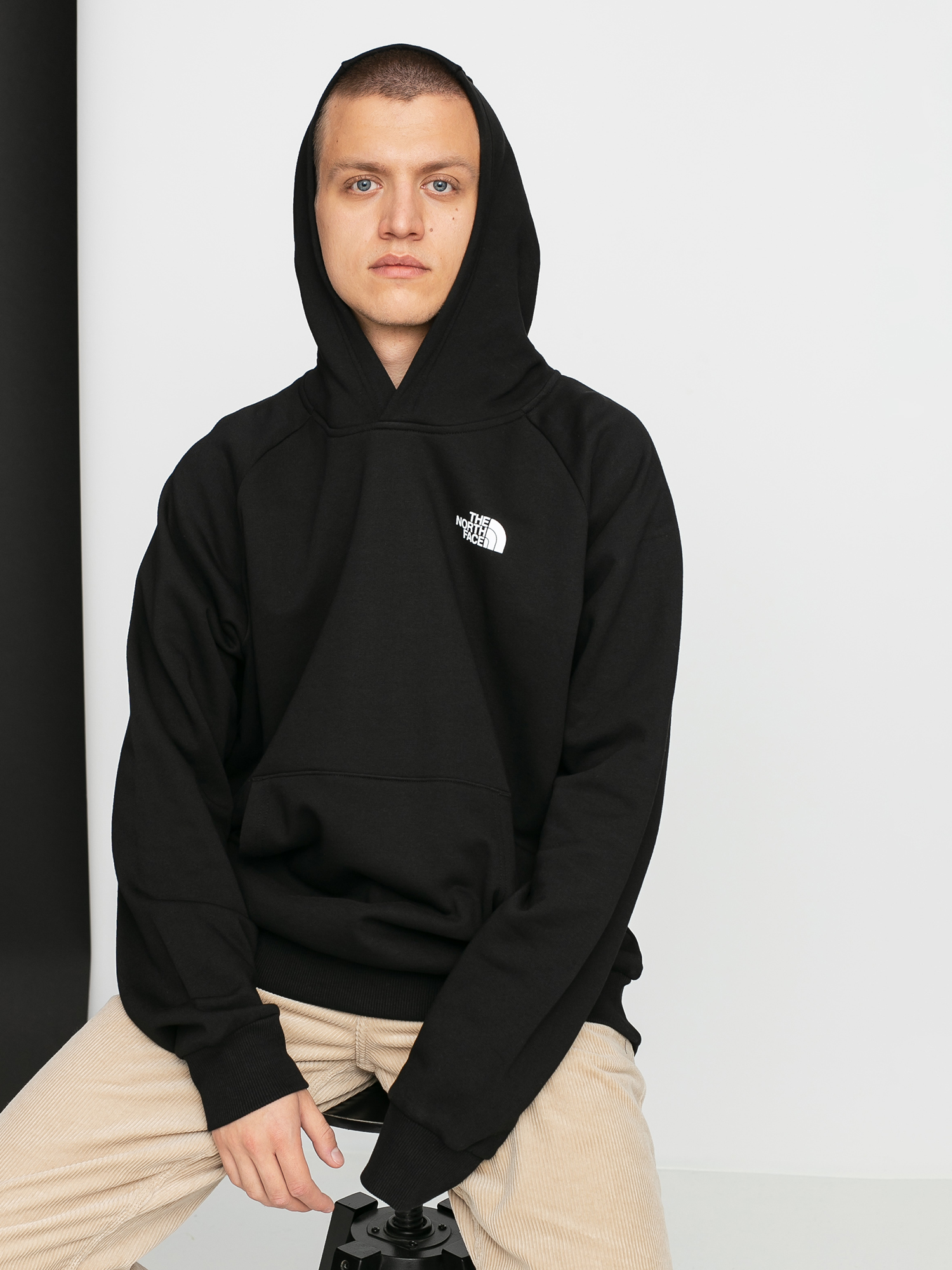 The North Face Raglan Red Box HD Hoodie (black)