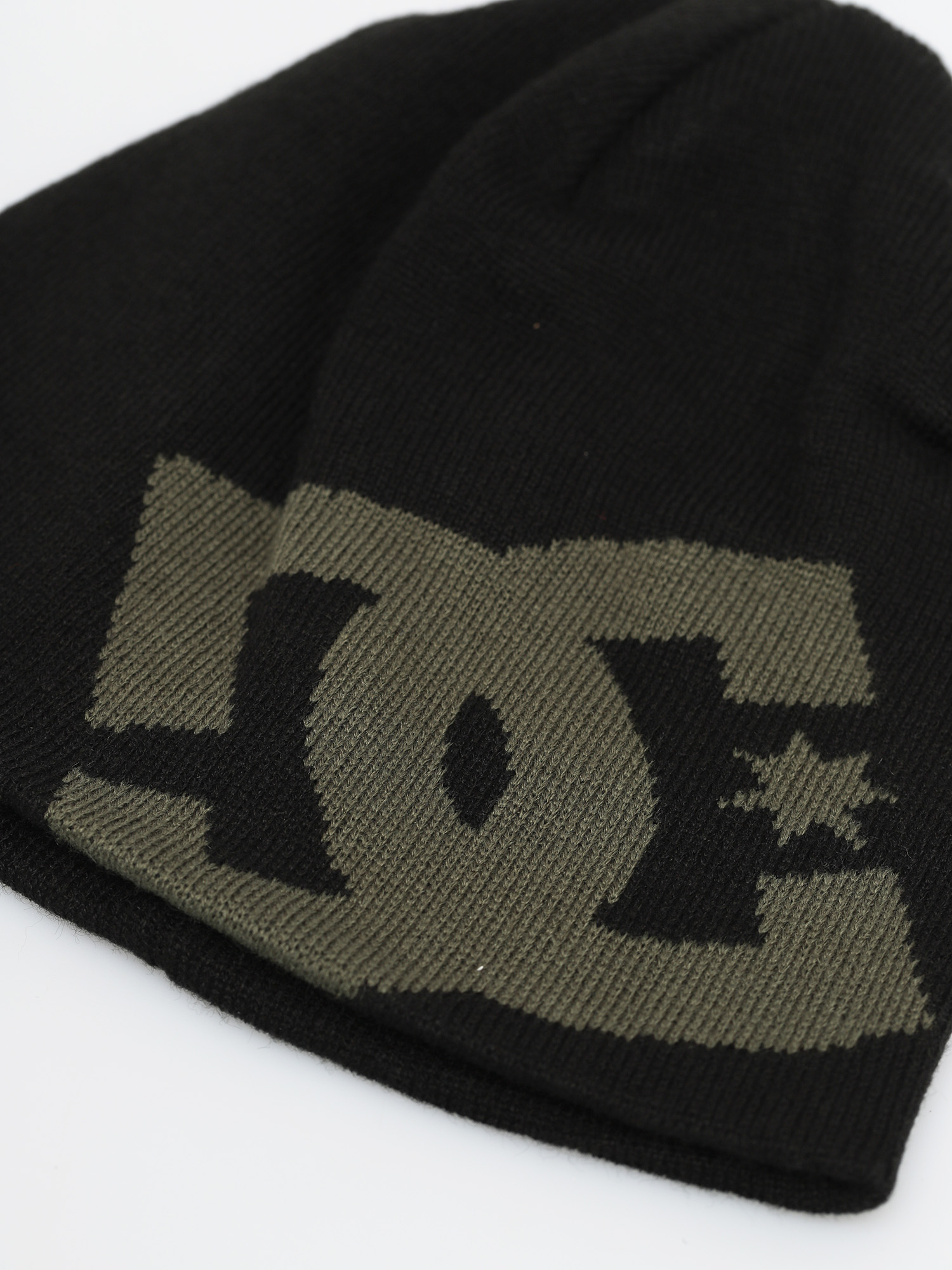 dc big star beanie