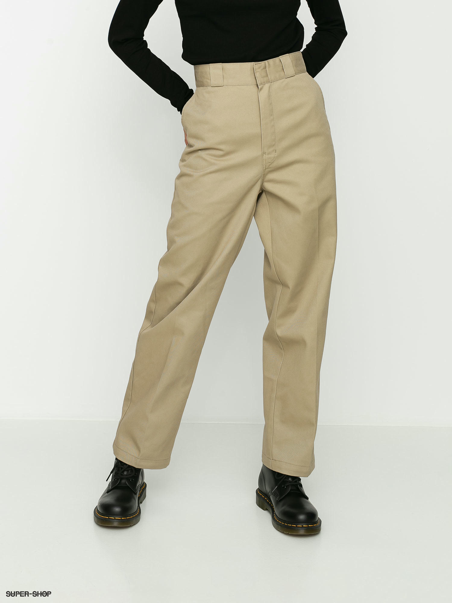 khaki dickies outfit