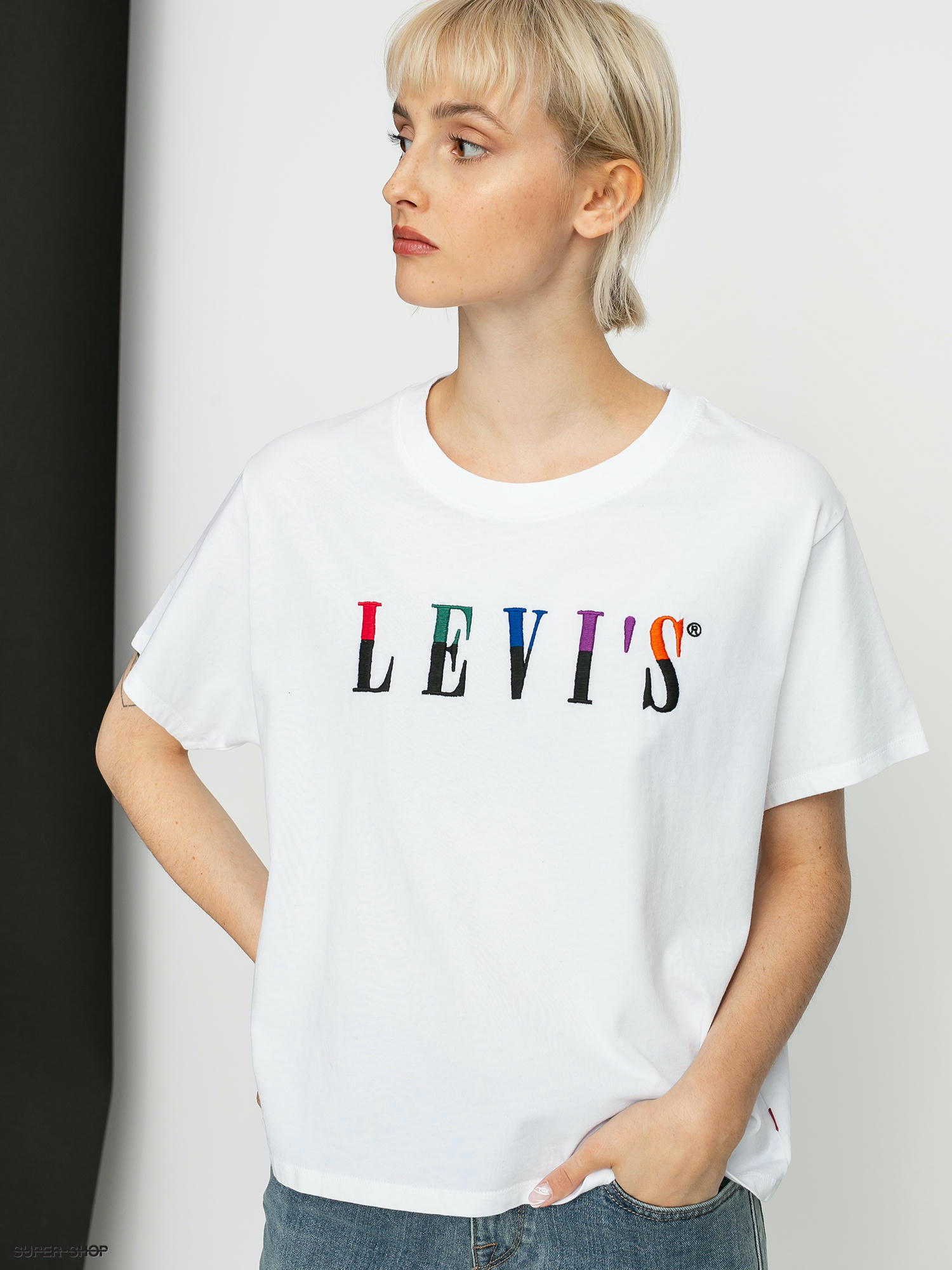 monthly Actor Statistical Levi's® Graphic Varsity T-shirt Wmn (split serif multicolor white)