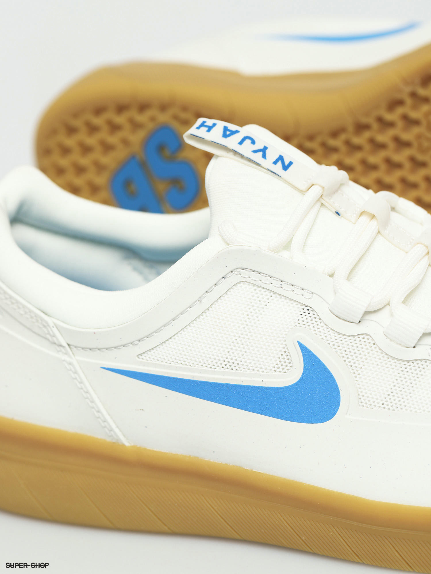 Nike SB Nyjah Free 2 0 Shoes (summit white/lt photo blue)