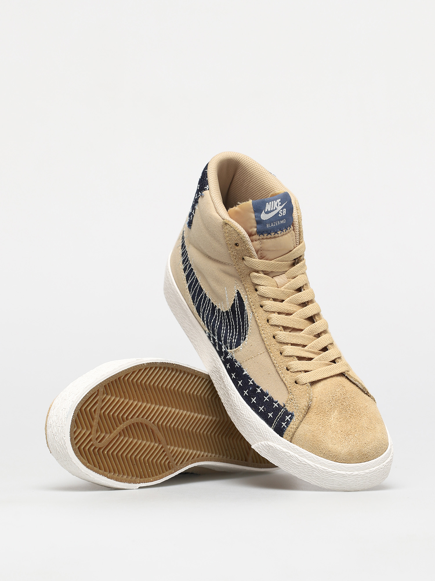 Nike SB Zoom Blazer Mid Premium Shoes (sesame/mystic navy sail gum light brown)