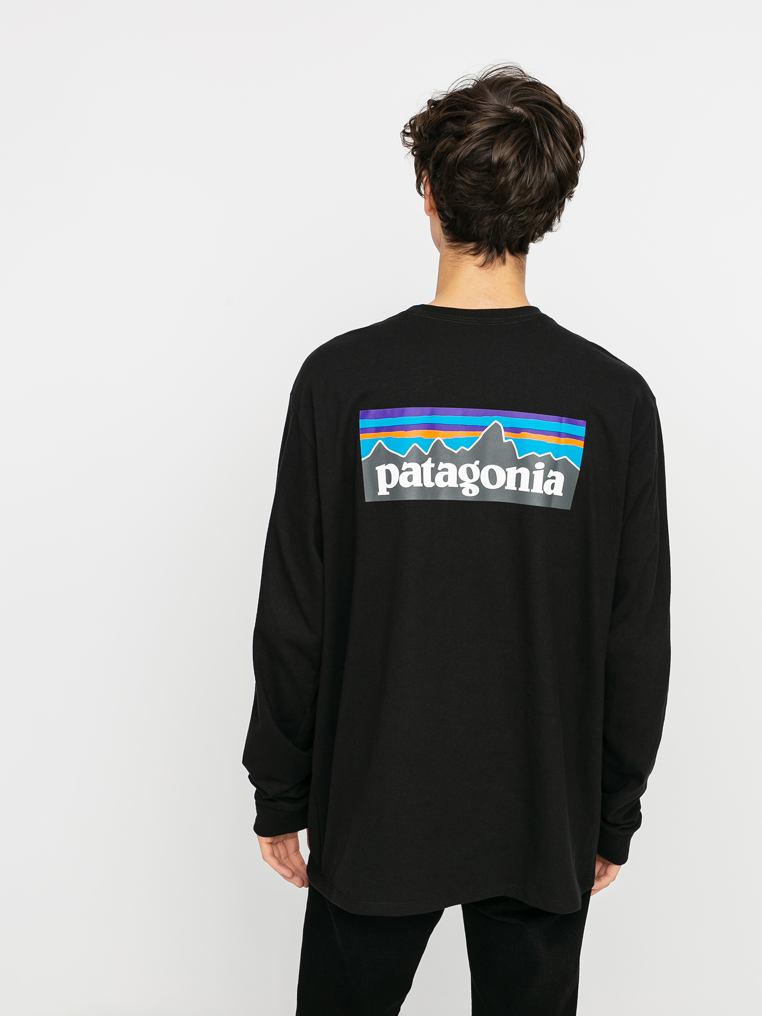 Patagonia P 6 Logo Responsibili Longsleeve (black)