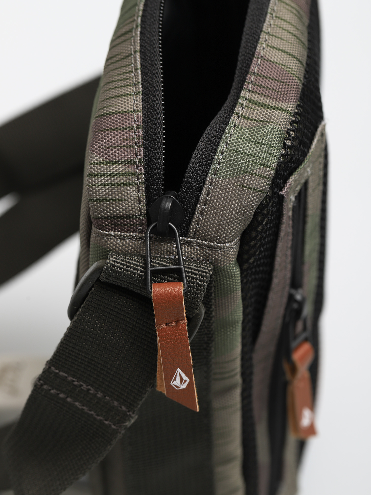Volcom Roadtrip Cross Bag (camouflage)