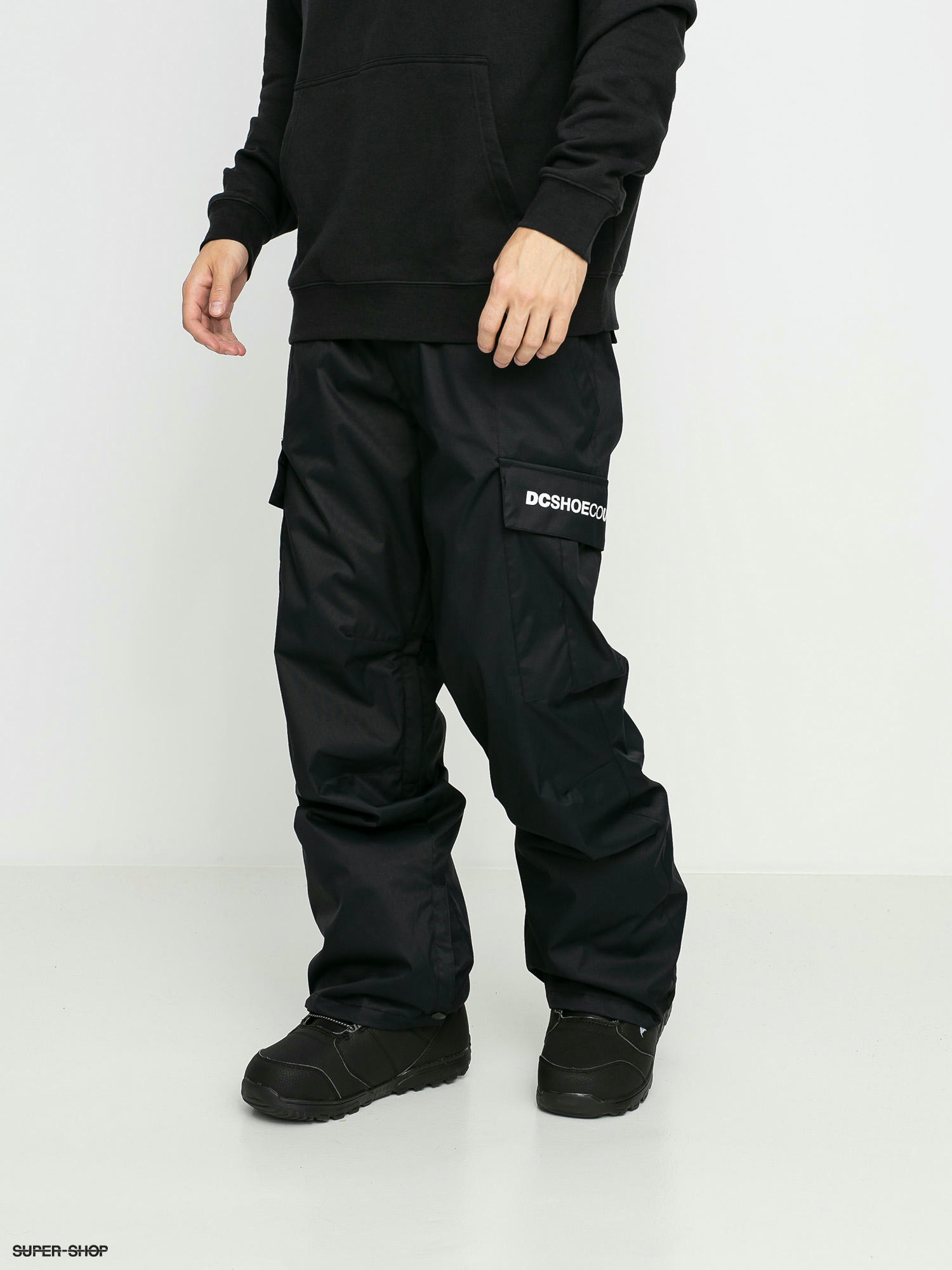 black snowboard pants