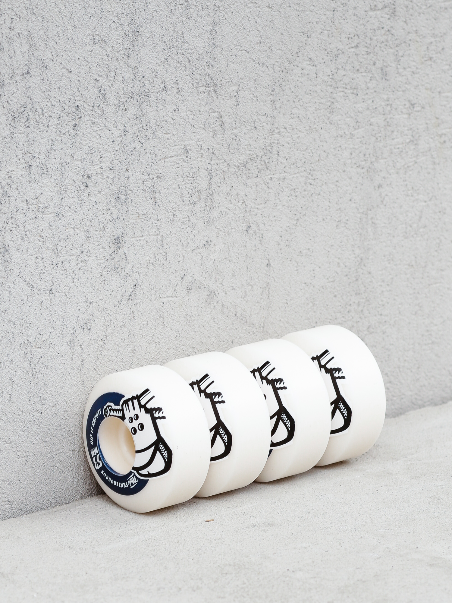 Mob Skateboards Rollen Skull (white/navy)