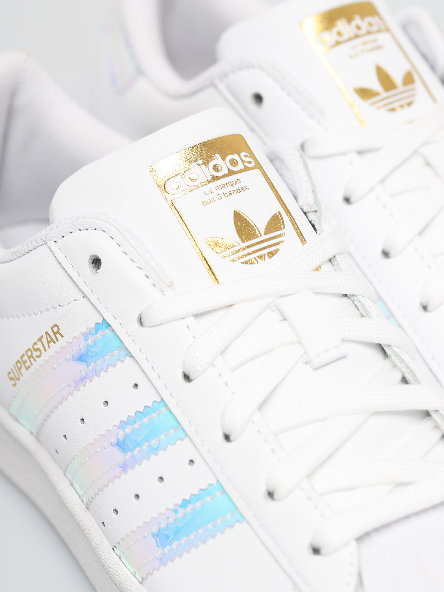 adidas Originals Superstar Shoes Wmn (ftwwht/goldmt/cblack)