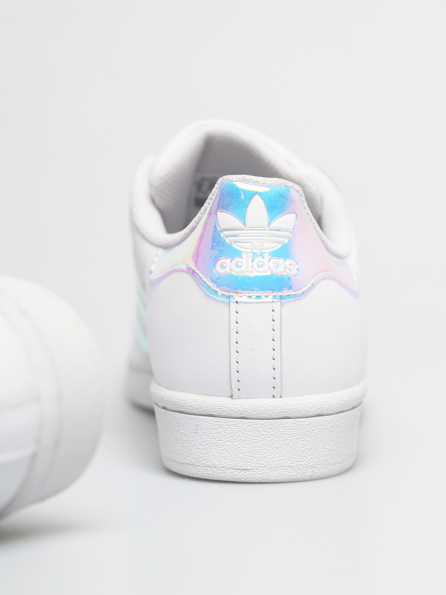 adidas Originals Superstar Shoes Wmn (ftwwht/goldmt/cblack)