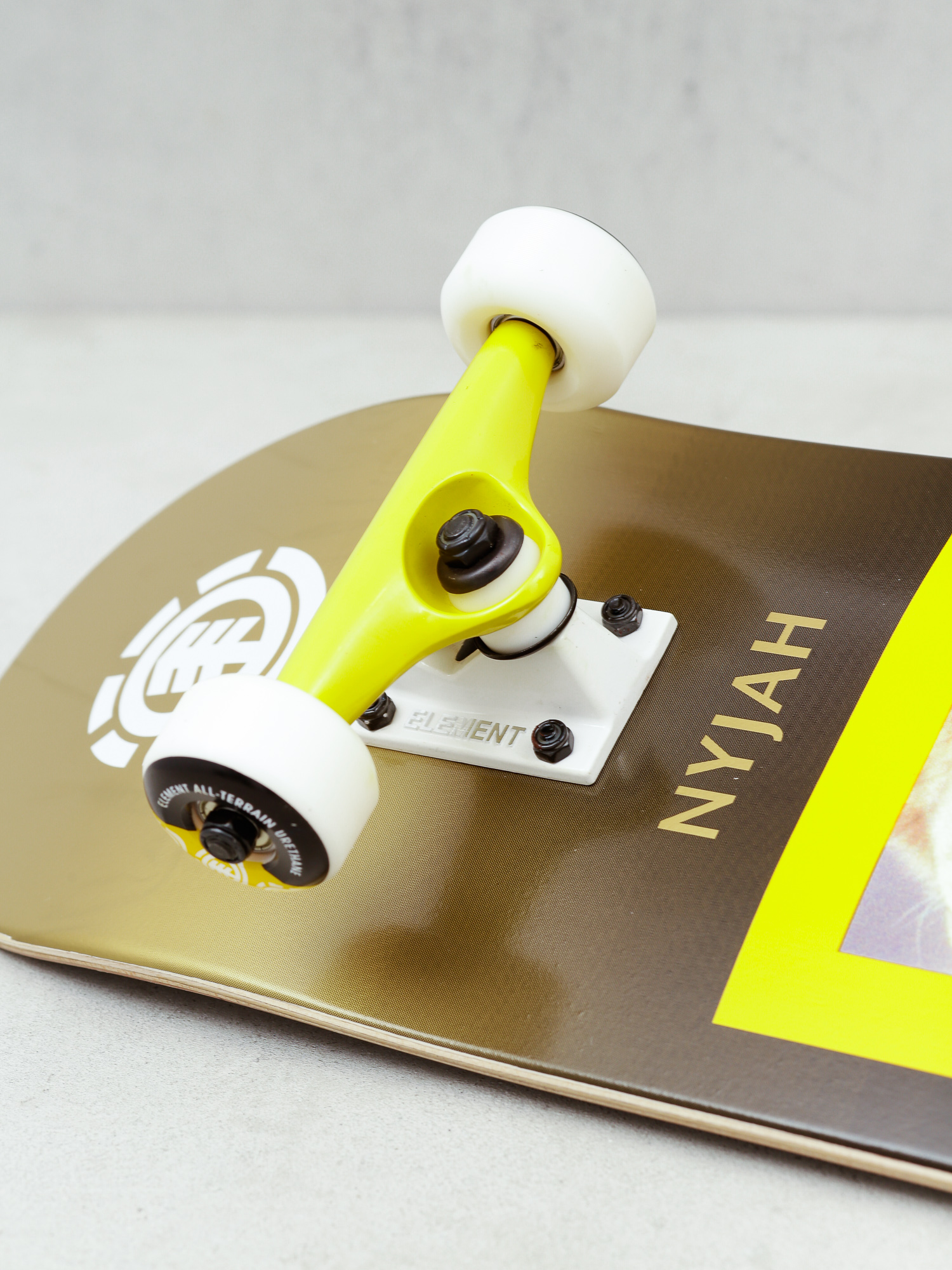 Element Nat Geo King Jung Skateboard (assorted)