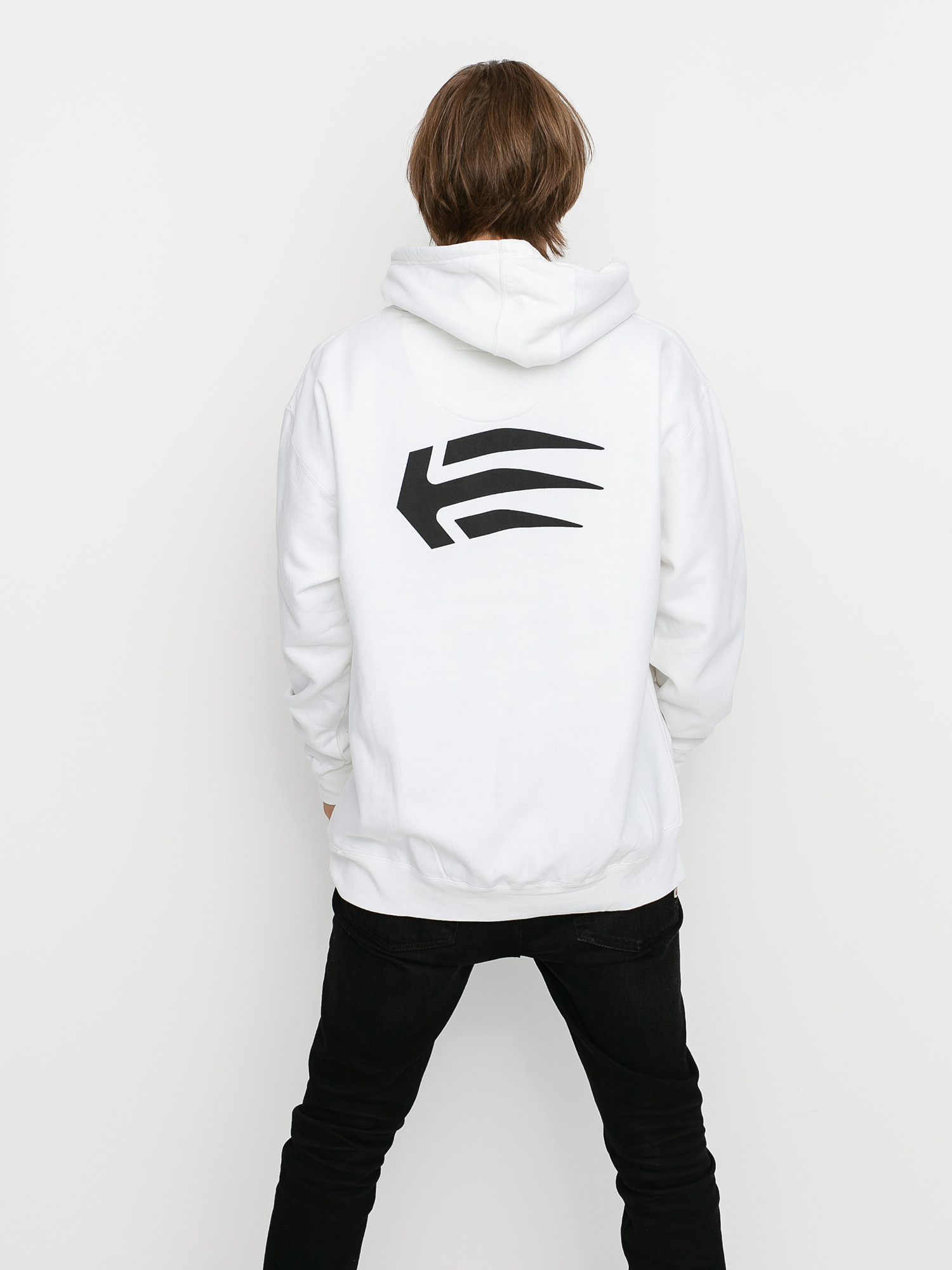 etnies hoodie