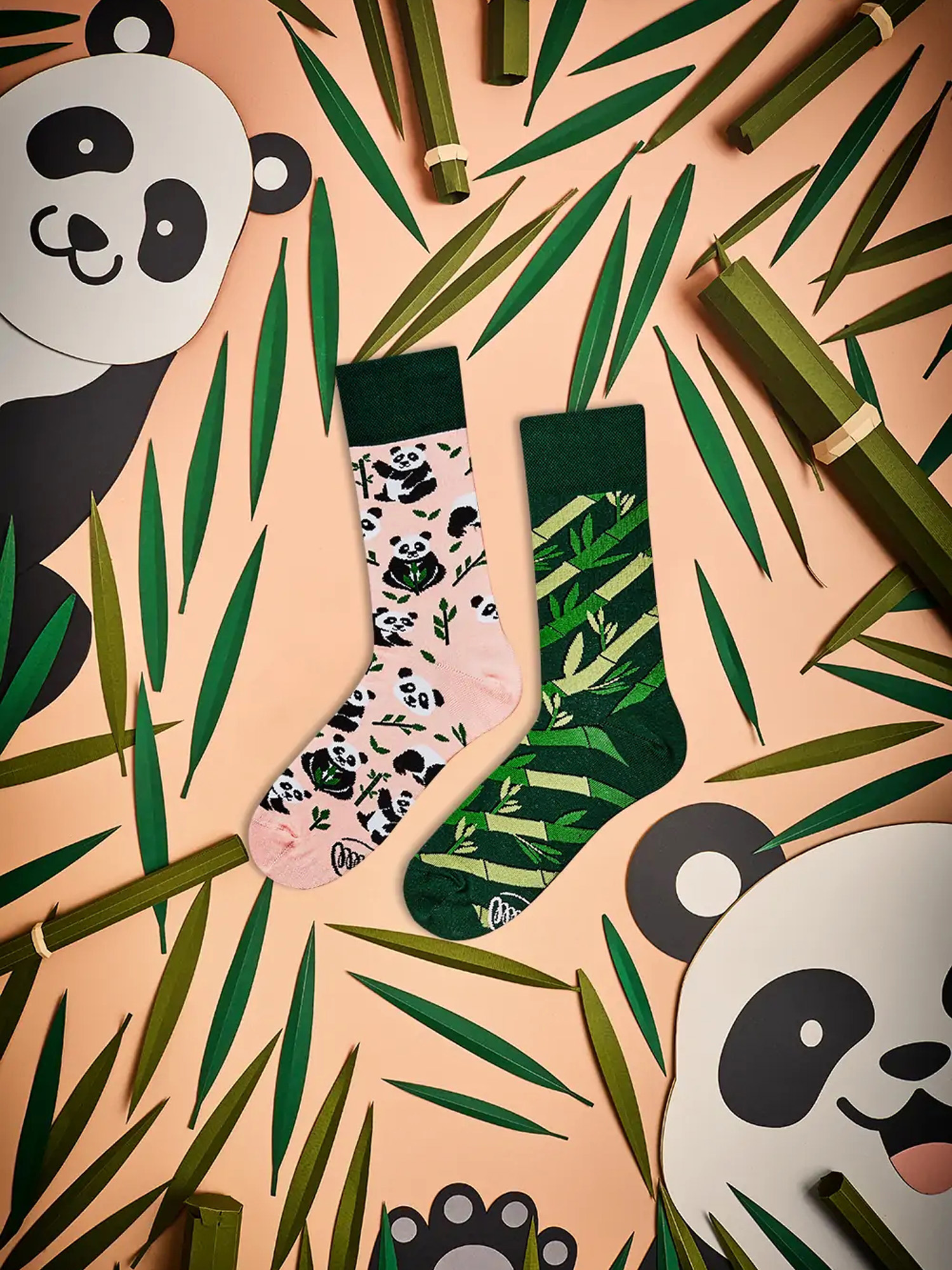 Many Mornings Sweet Panda Socks (pink/green)