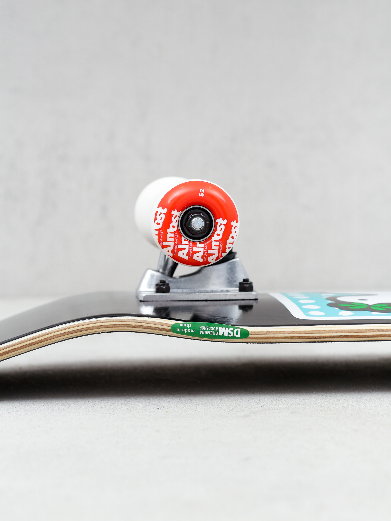 Almost Sky Brown Double Doves Skateboard (black)