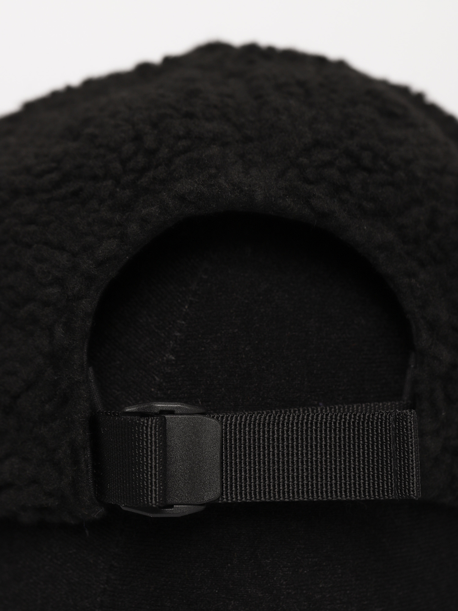 Stussy Sherpa Fleece Low Pro ZD Cap (black)