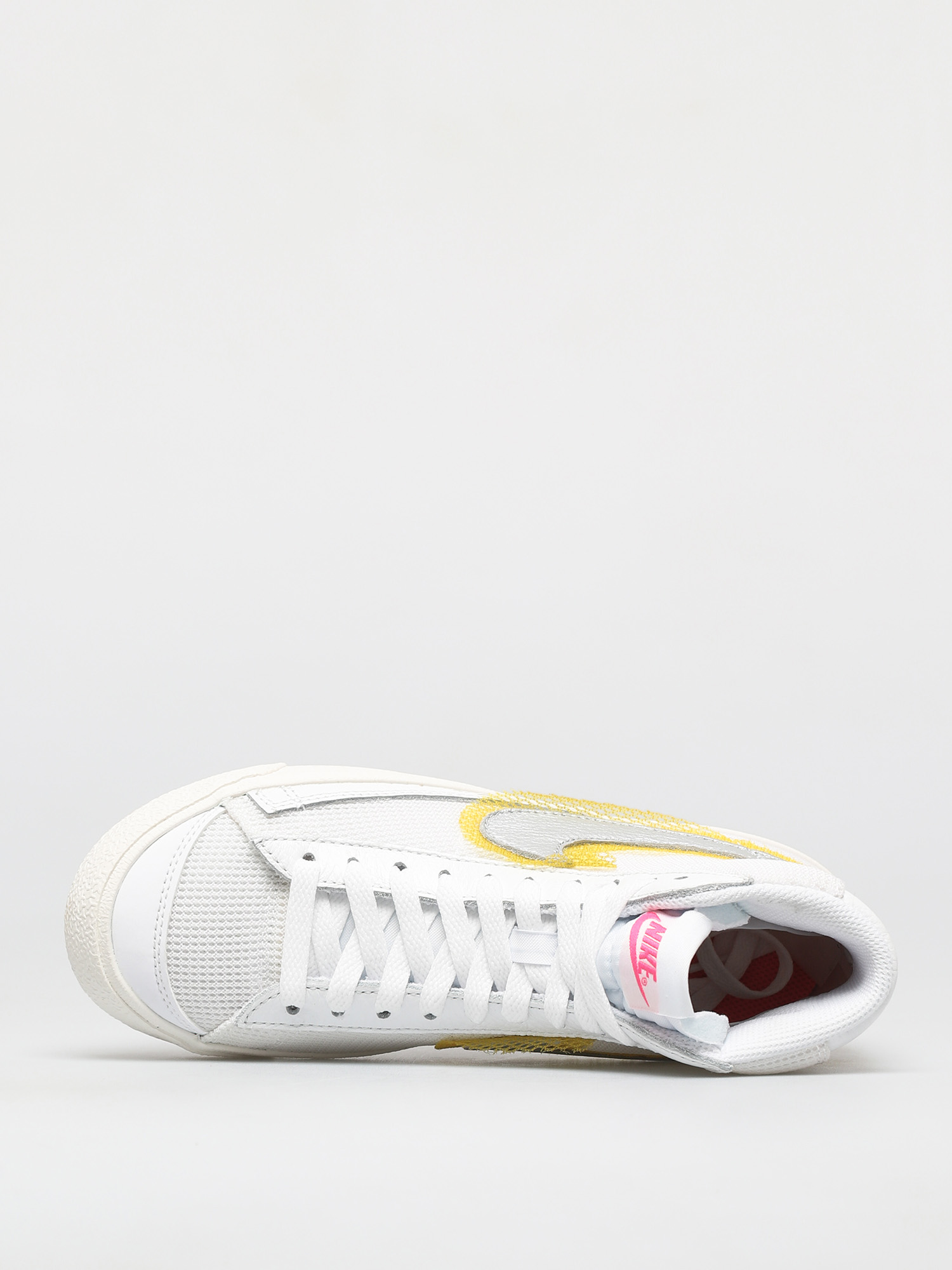 Nike Blazer Mid Vintage 77 Schuhe Wmn (white/metallic silver/university gold)