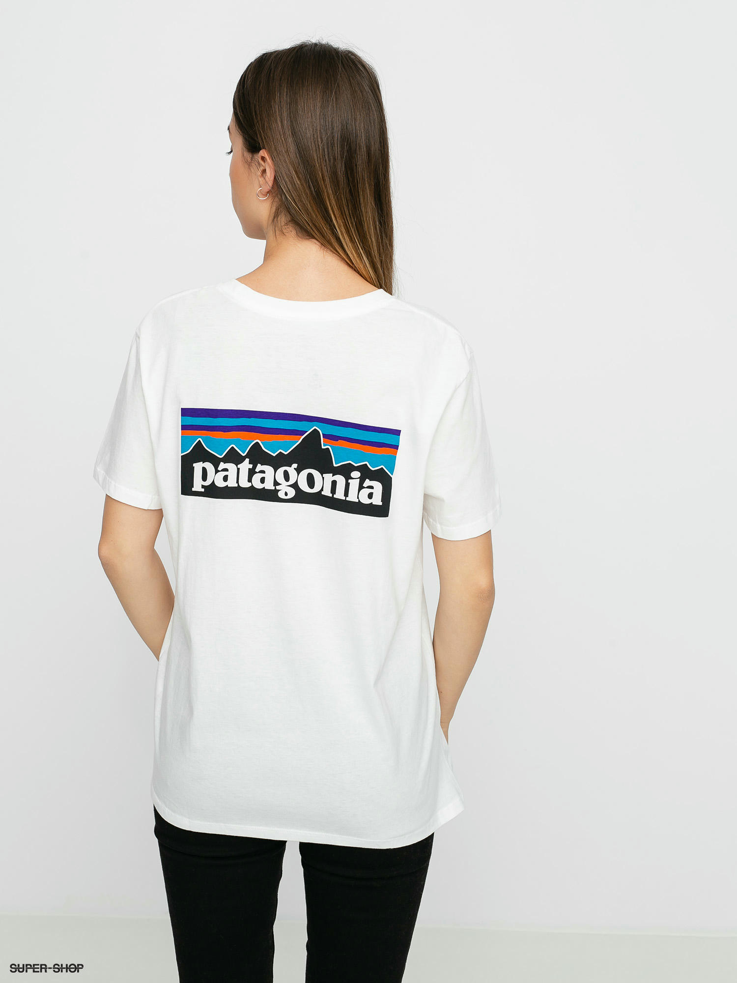 patagonia t shirt white
