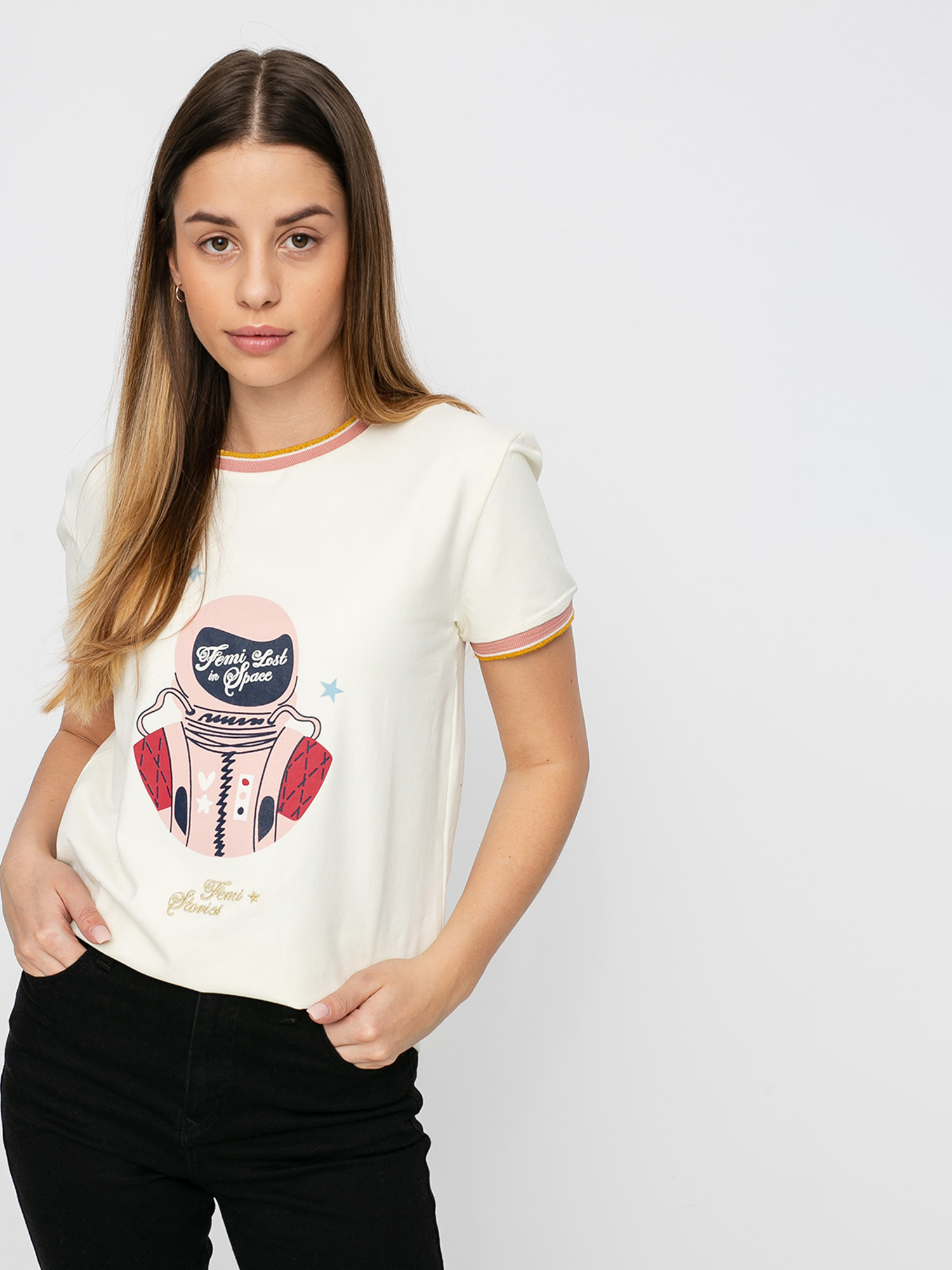 Femi Stories Ward T-shirt Wmn (ecr)