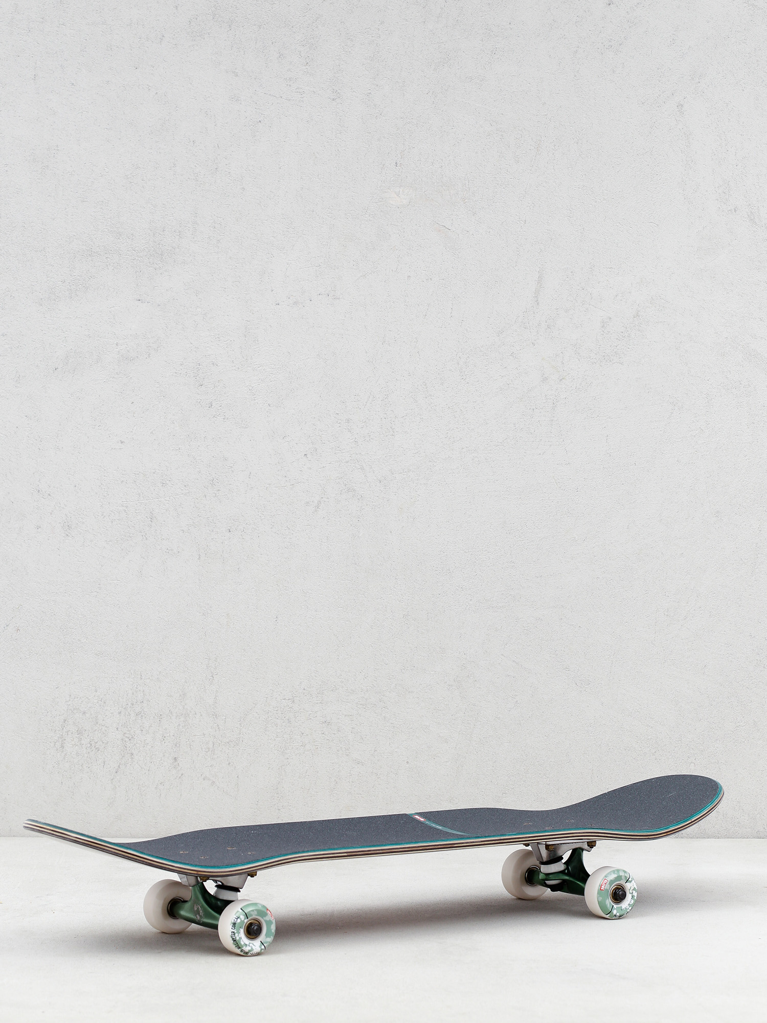 Globe G2 On The Brink Skateboard (halfway there)